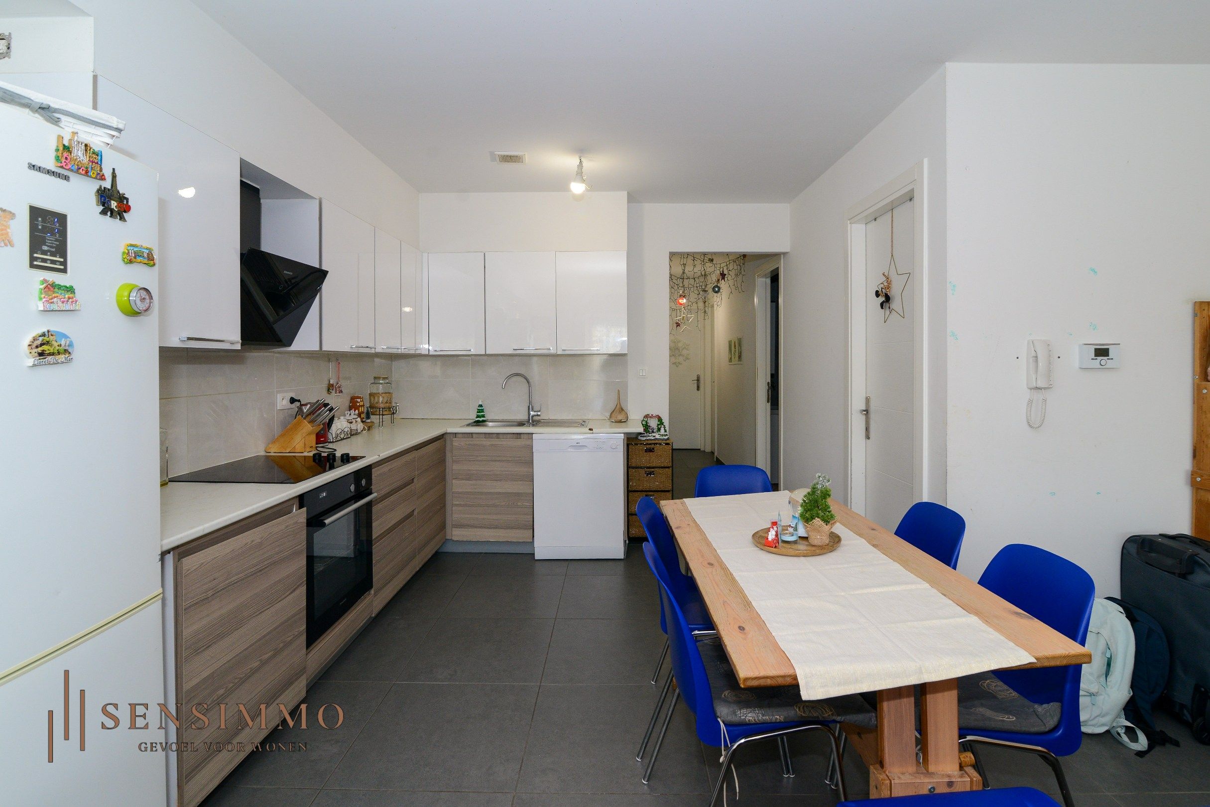 Gelijkvloers éénslaapkamer appartement met tuin, parking en kelderberging foto 3