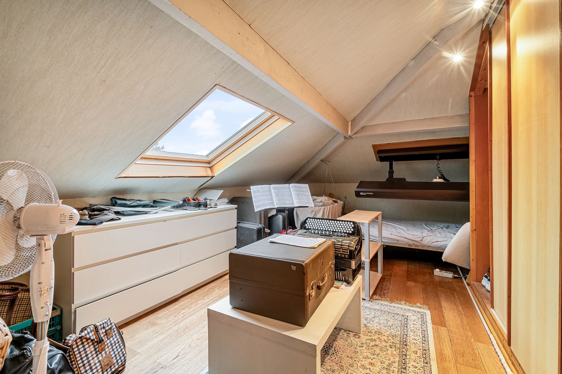 Statige villa: 6 slpk’s met tuin & praktische loods ! foto 23