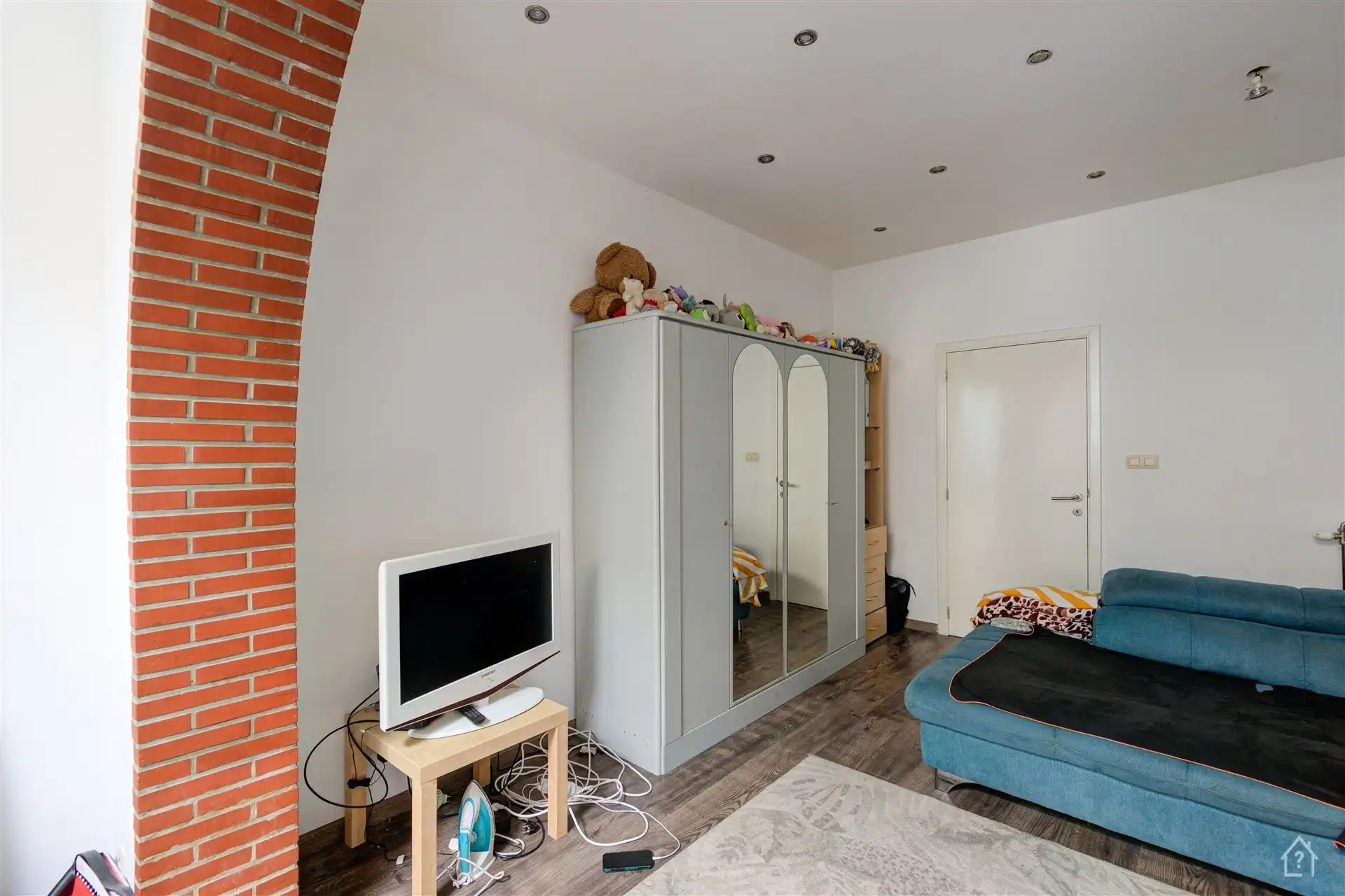 Woonéénheden in Opbrengsteigendom - Appartementsgebouw foto 5