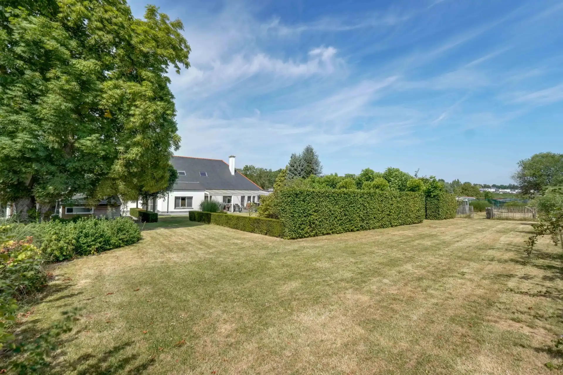Luxe villa met zeven slaapkamers foto 40