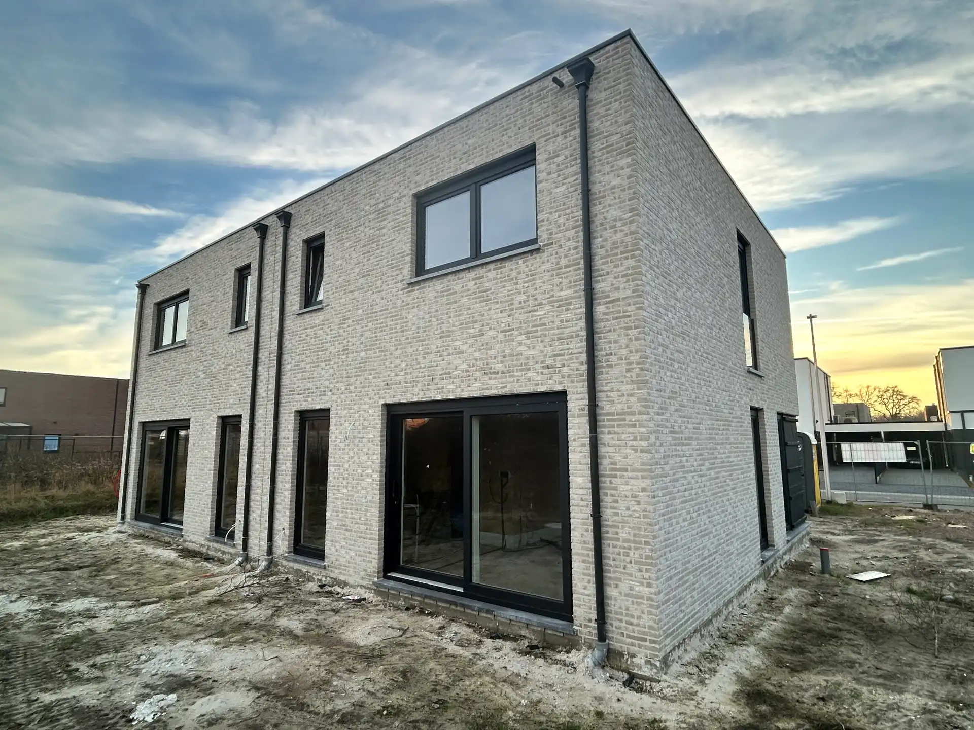NIEUWBOUWWONING MET 3 SLAAPKAMERS foto 3