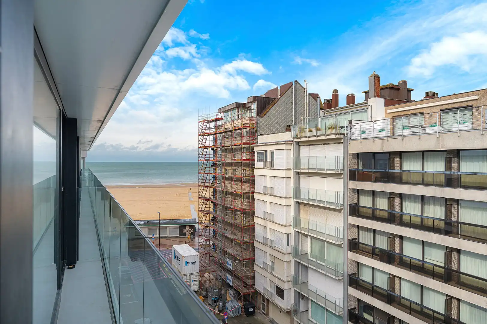 Res. Orfeo – Ruim en volledig gerenoveerd appartement met 3 slaapkamers foto 5