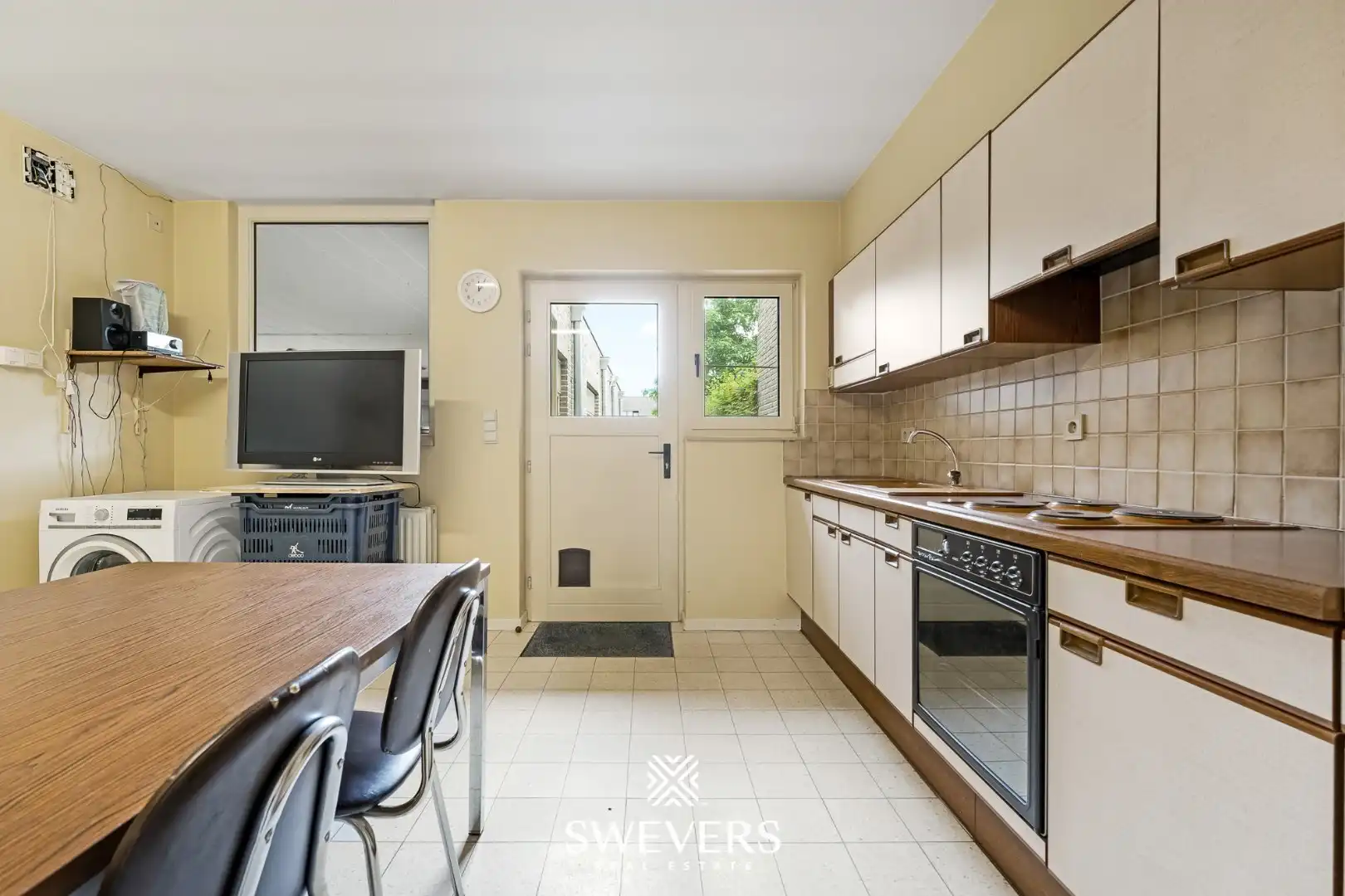 Multifunctioneel handelspand met instapklare woonst van 498m²  foto 34