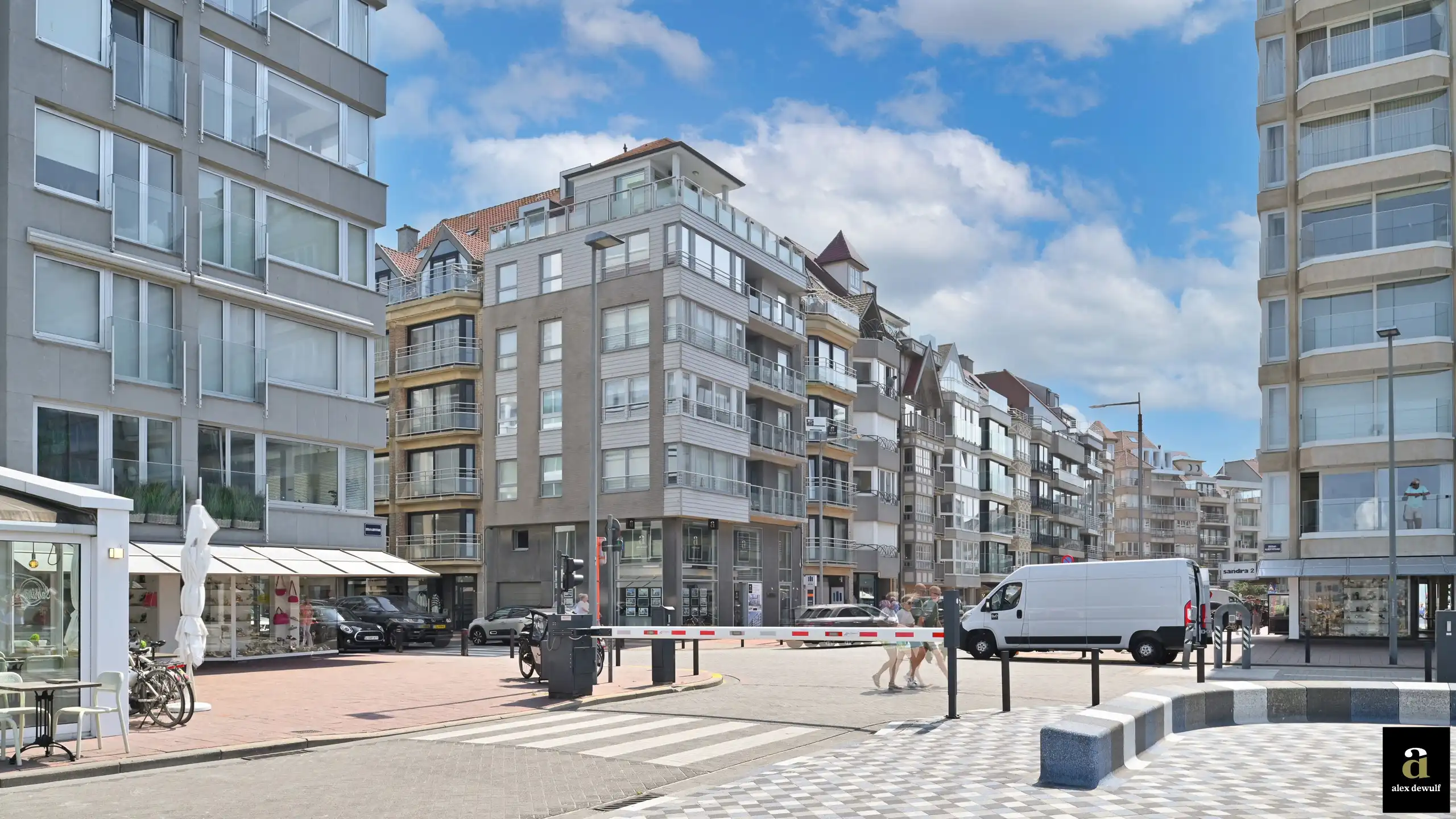 Prachtig zonnig gerenoveerd appartement met zeezicht. foto 20