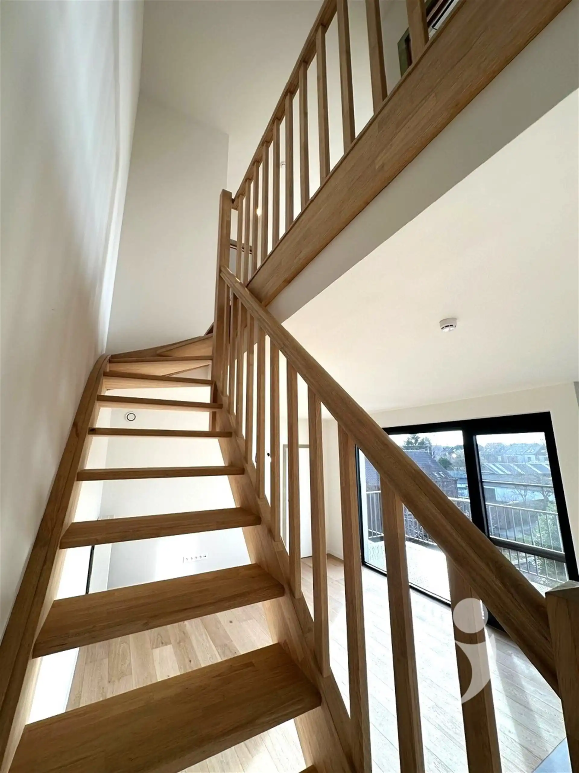 Knap vernieuwbouwappartement foto 7
