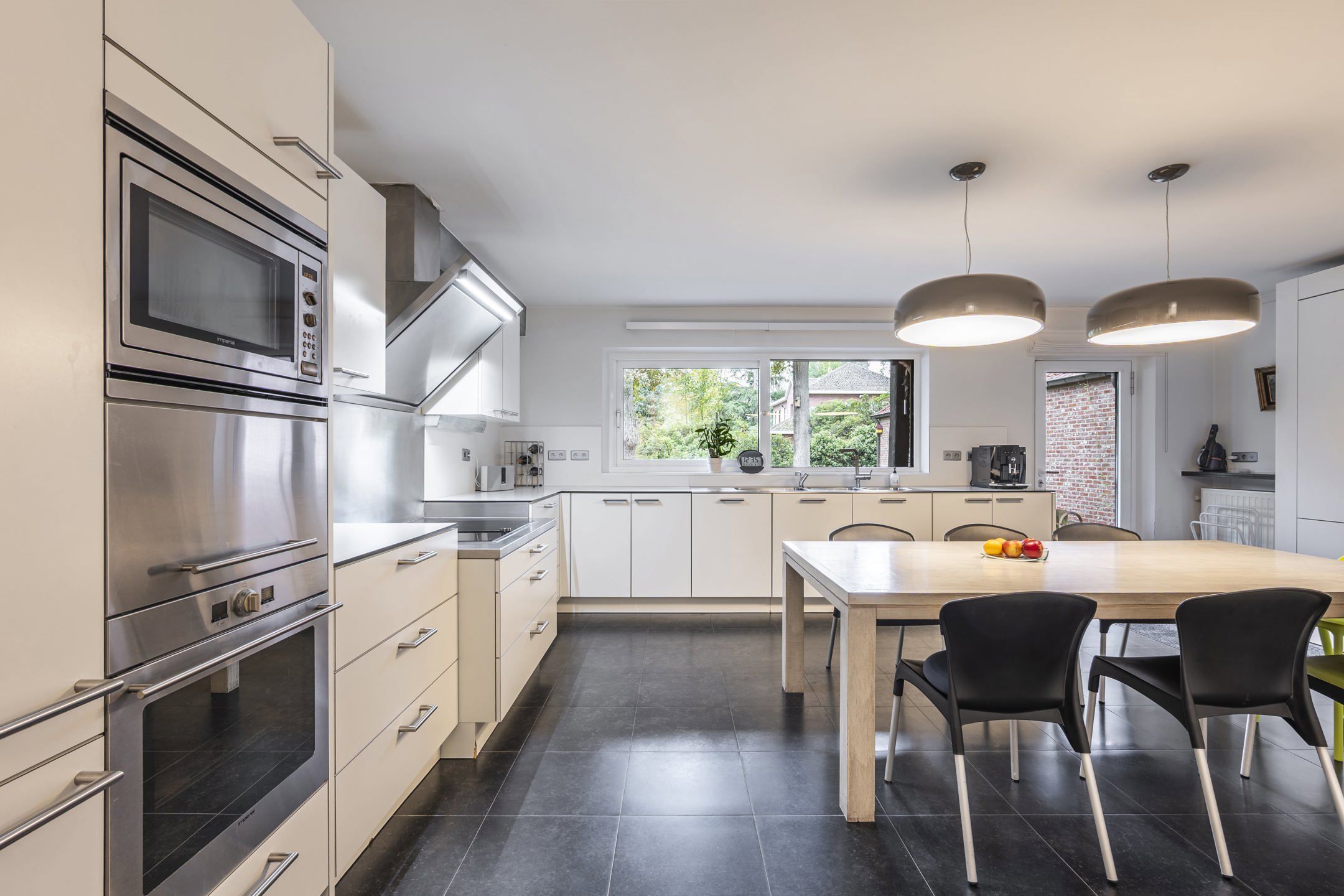 Praktijkvilla in doodlopende straat te ’s Gravenwezel foto 13