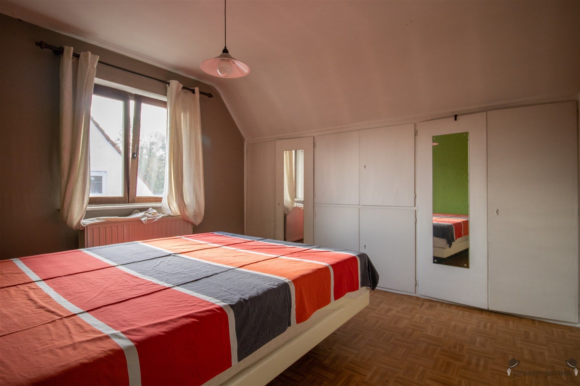 Woning met 3 tot 4 slaapkamers op 516 m² in Oostmalle foto 8