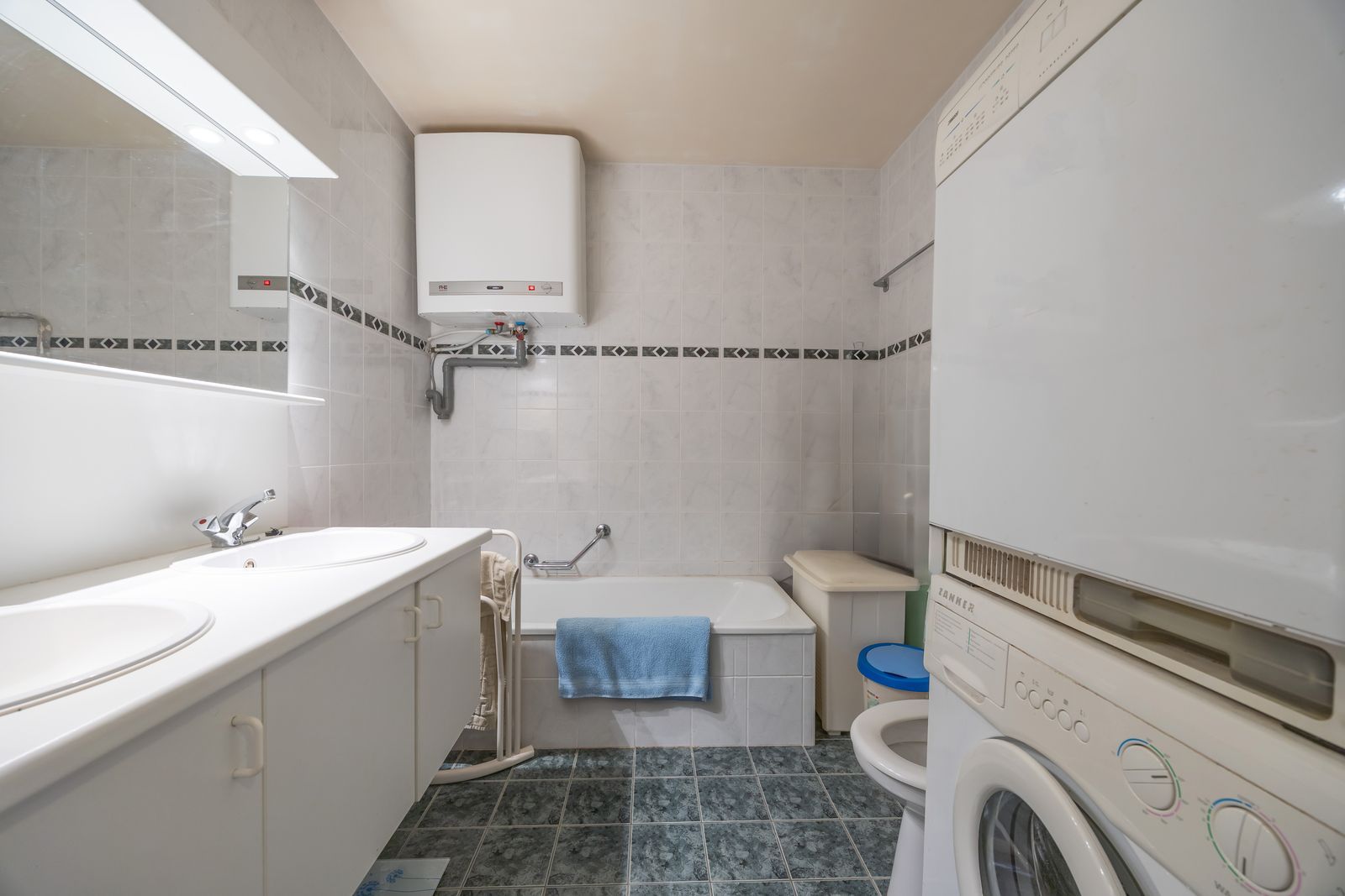 Duplex met 3 slpk en 3 terrassen pal aan zee, met zwembad in residentie ! foto 14