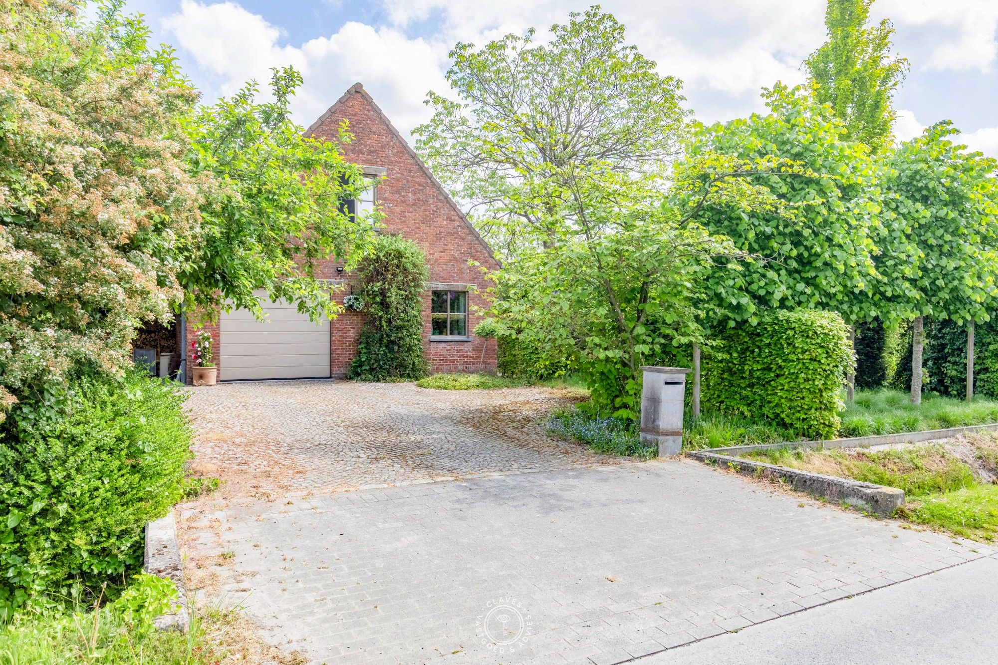 Charmante woning op een welgelegen locatie in Sinaai-Waas foto 33