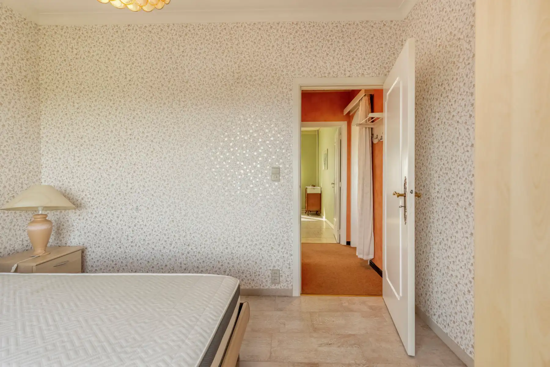 Charmante bungalow ruim perceel foto 12