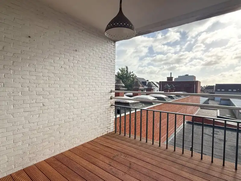 Ruim en lichtrijk appartement met twee terrassen foto 15