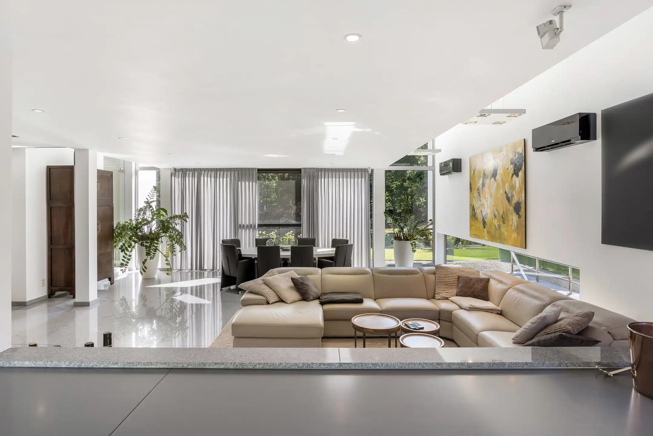 Hoogstaande villa met binnenzwembad te Lanaken foto 8