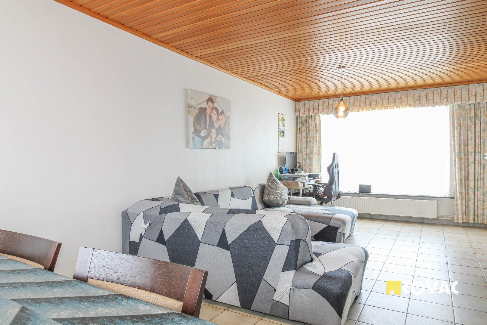 Rustig gelegen rijwoning met tuin en garage! foto 5