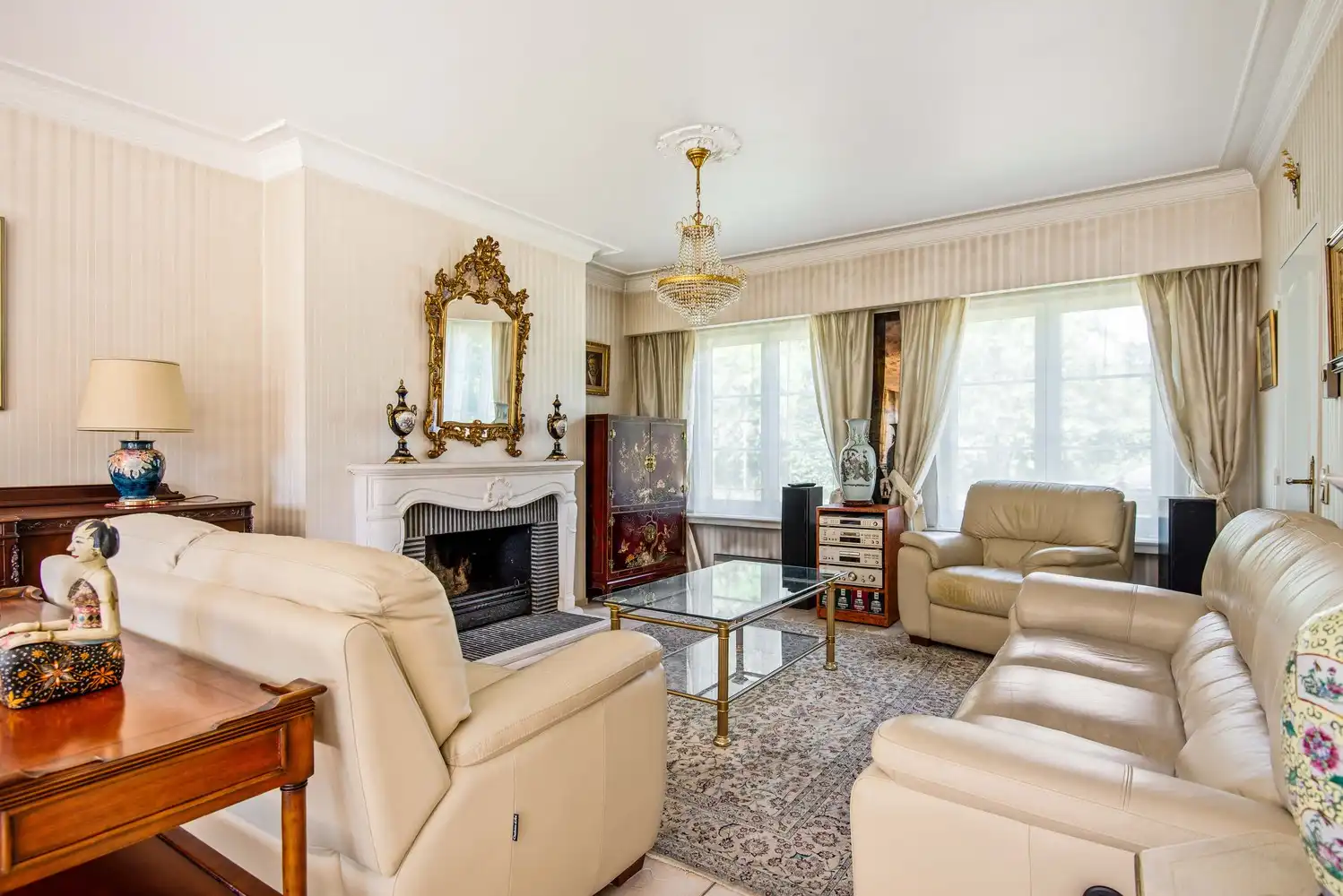 Charmante villa met 4 slaapkamers op toplocatie in Wommelgem! foto 5