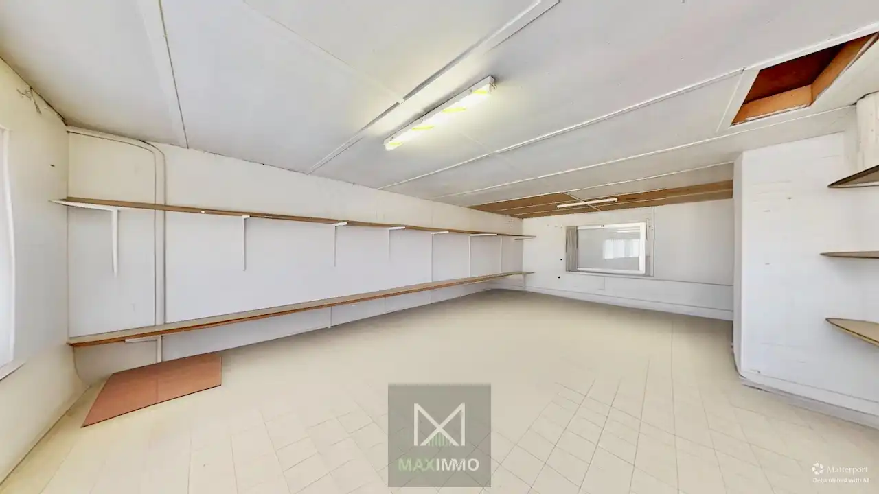 Instapklare halfopen woning met dubbele garage, atelier en ZW-tuin te Rekkem foto 16