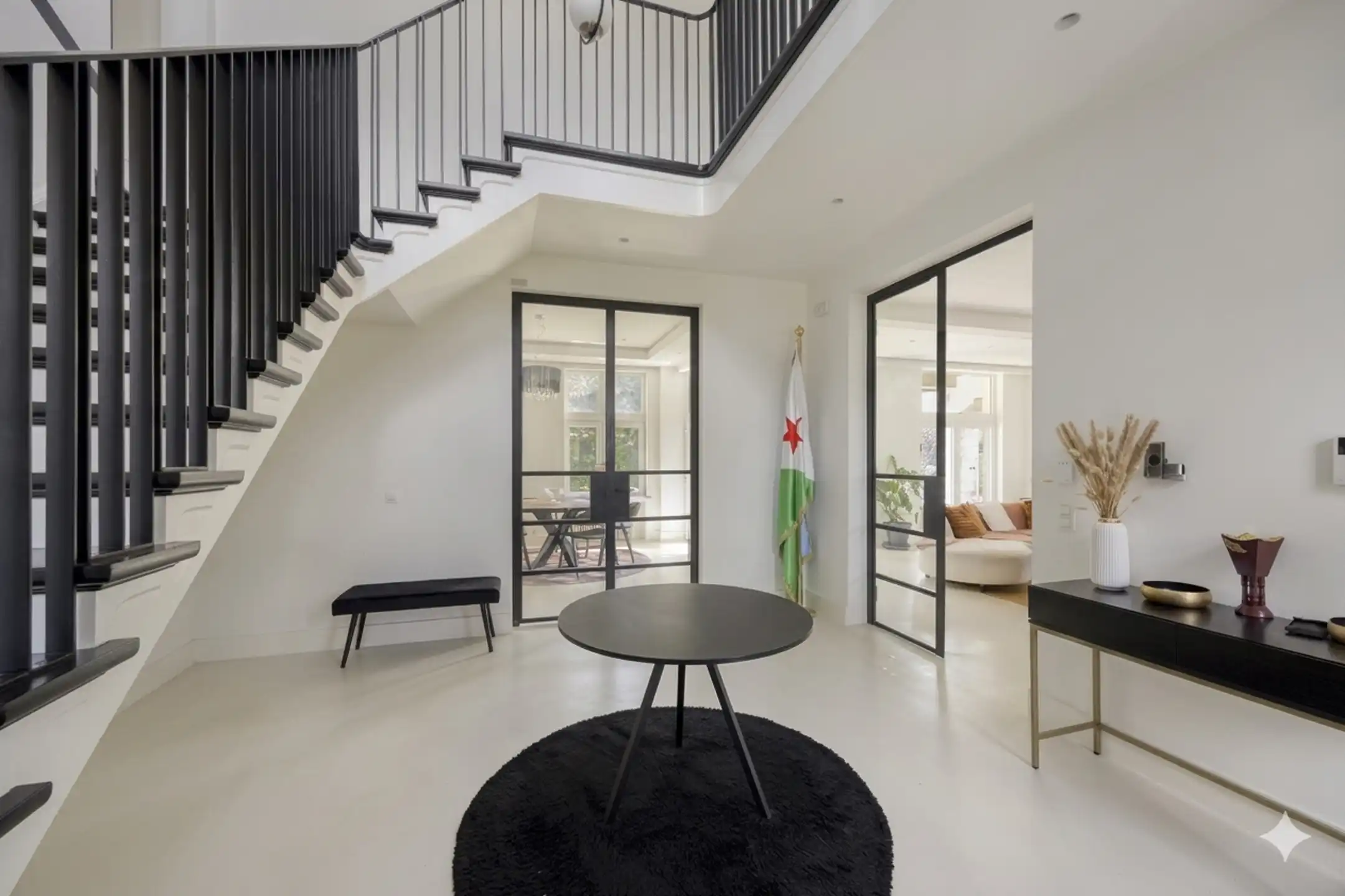 Prestigieus en Uitzonderlijk Herenhuis in het Hart van Ukkel foto 3