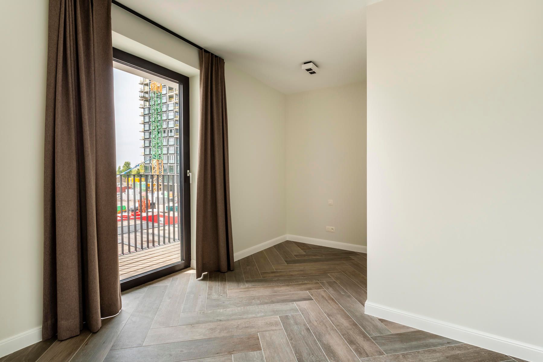 Volledig bemeubeld appartement met terrassen op Nieuw Zuid foto 6