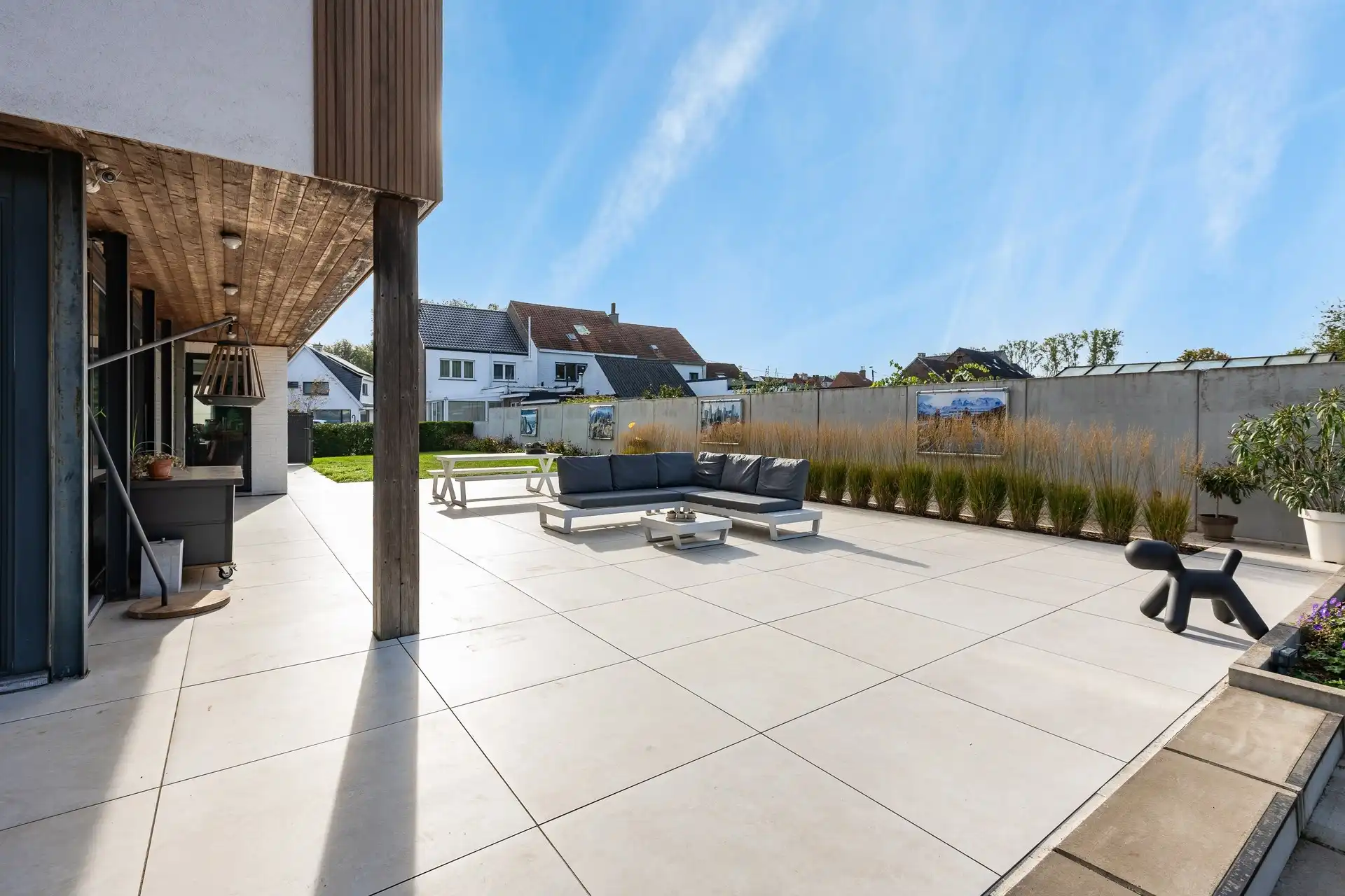 Exclusieve woning met 5 slaapkamers, tennisplein, poolhouse en ruime tuin foto 38
