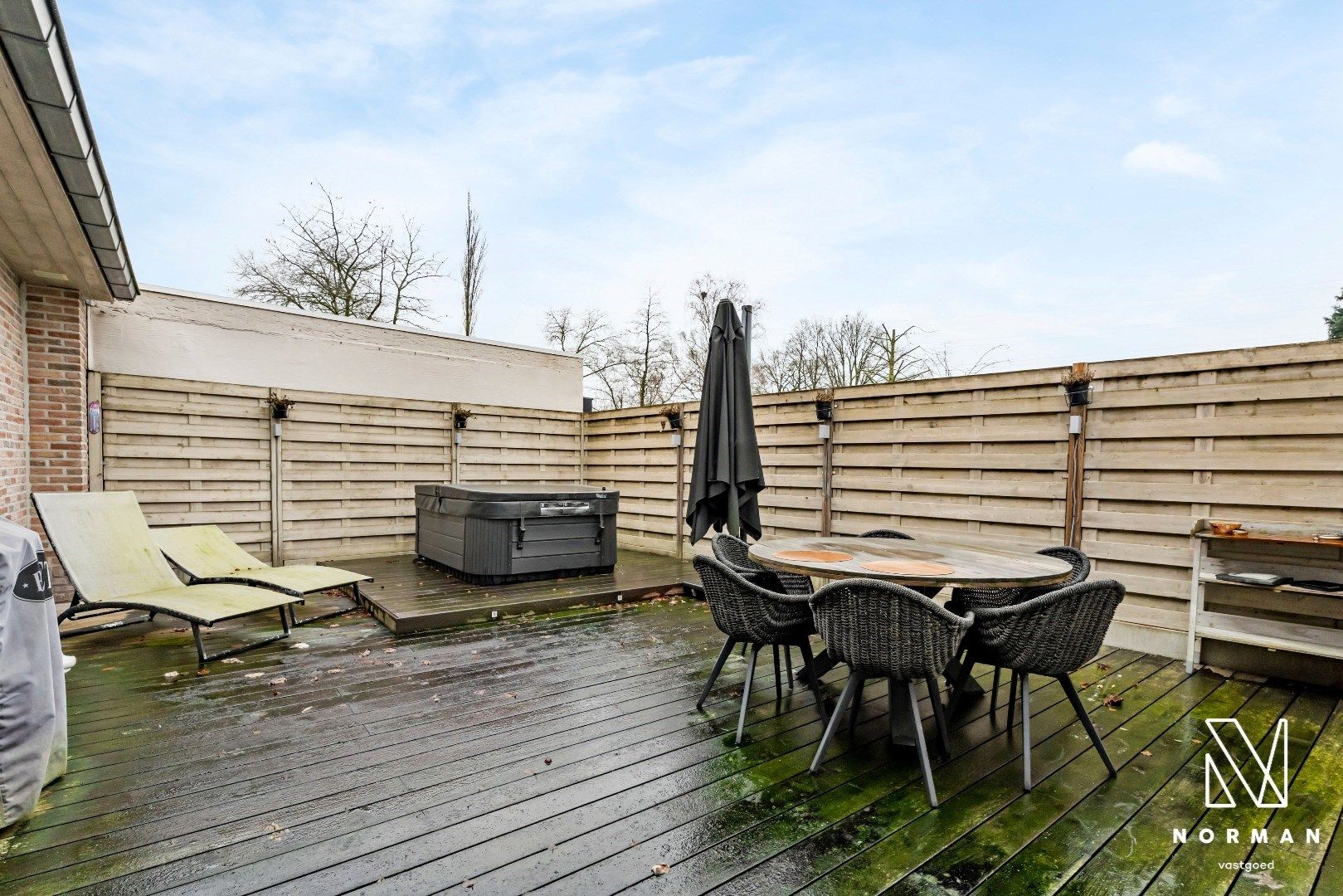 Gezinswoning met 3 kamers, grote garage, terras en oprit foto 21