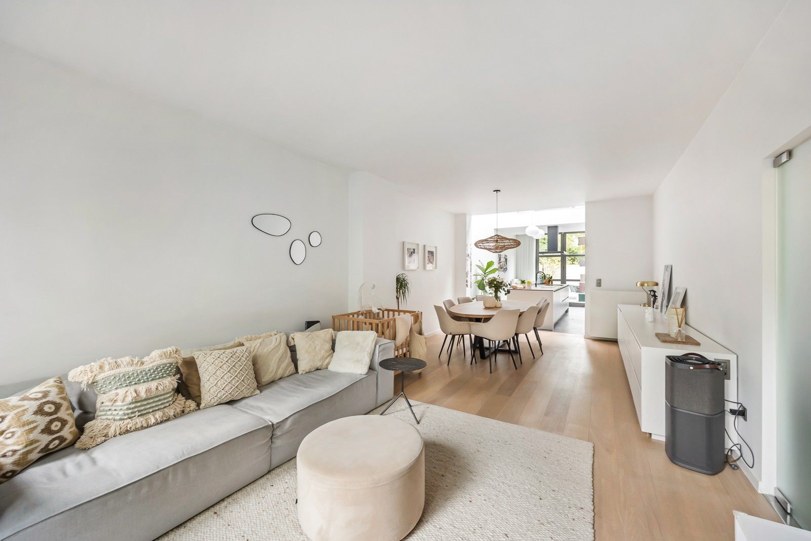 Prachtige hedendaagse herenwoning in de geliefde wijk Pulhof in Berchem foto 2