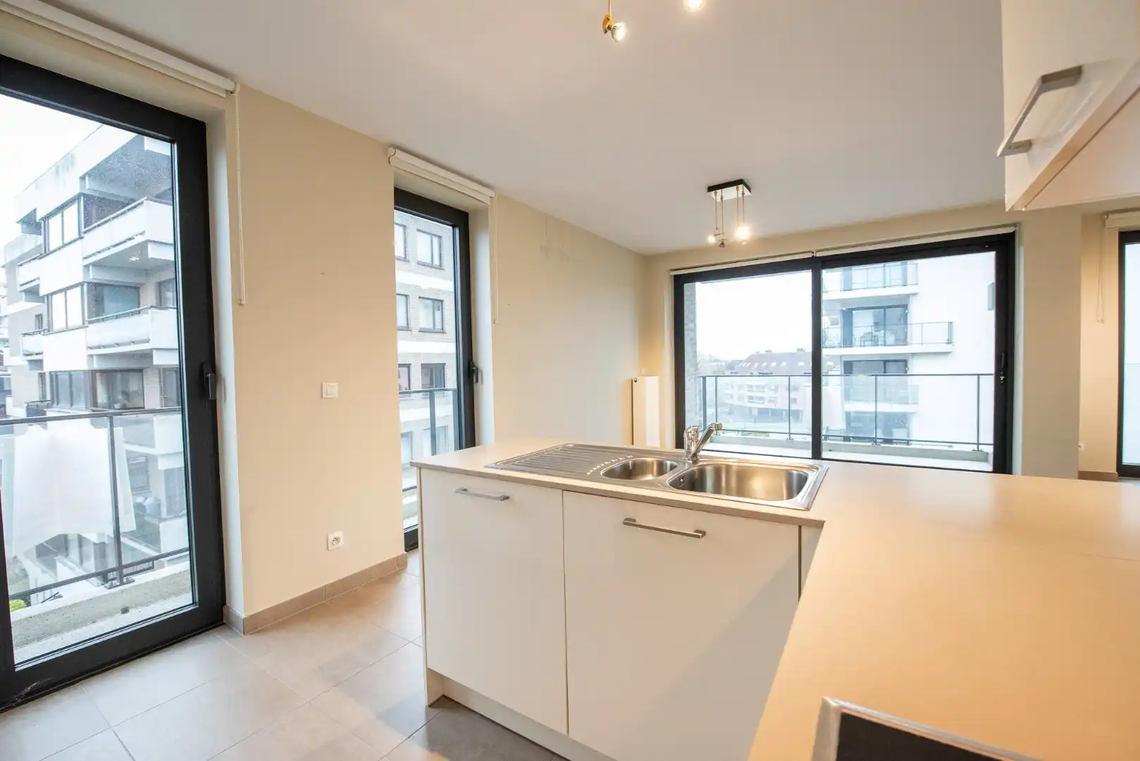 TE HUUR: Appartement in het centrum van Waregem – Meersstraat 78A bus 31 ✨ foto 4
