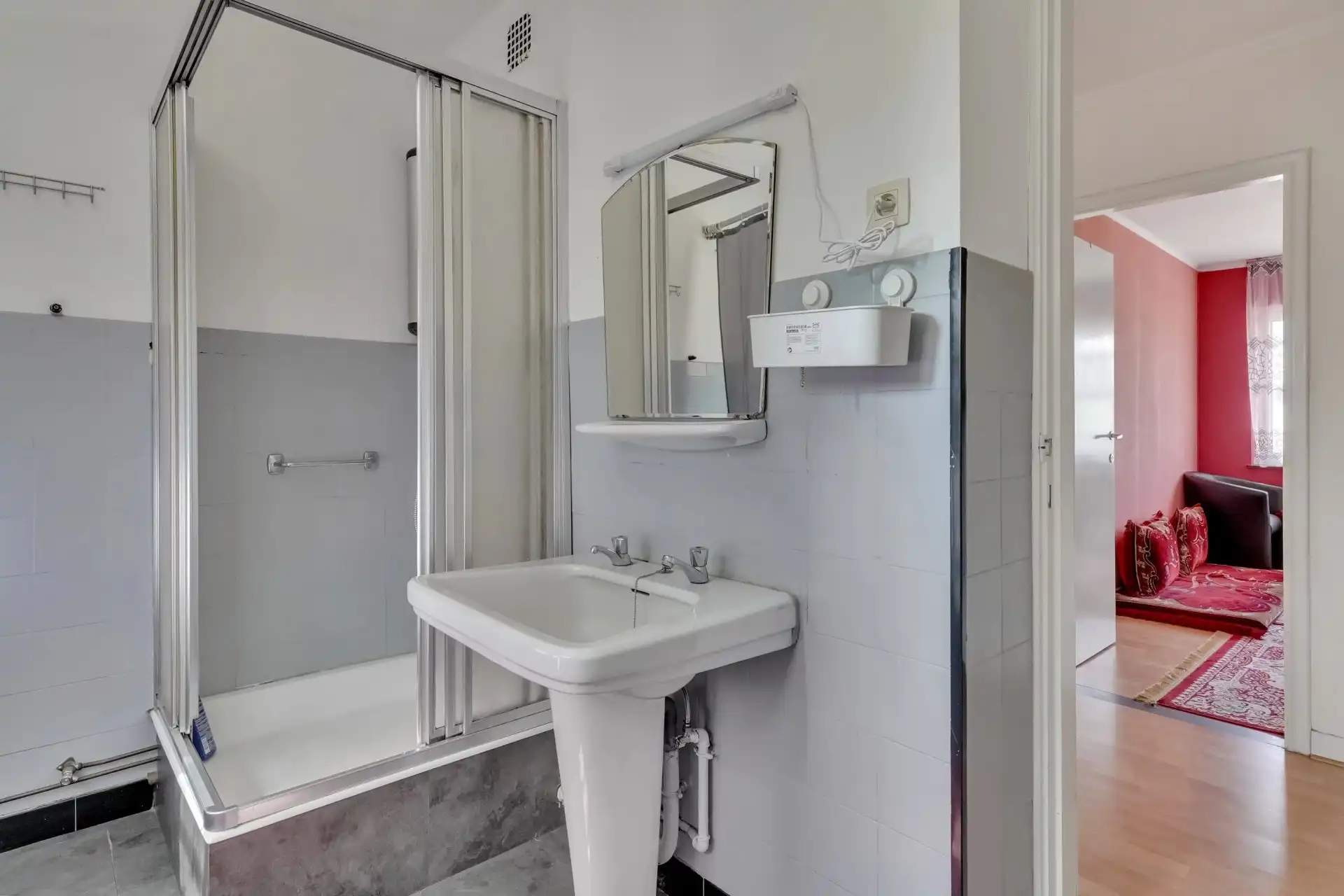 Instapklaar duplex appartement met 3 volwaardige slaapkamers foto 14