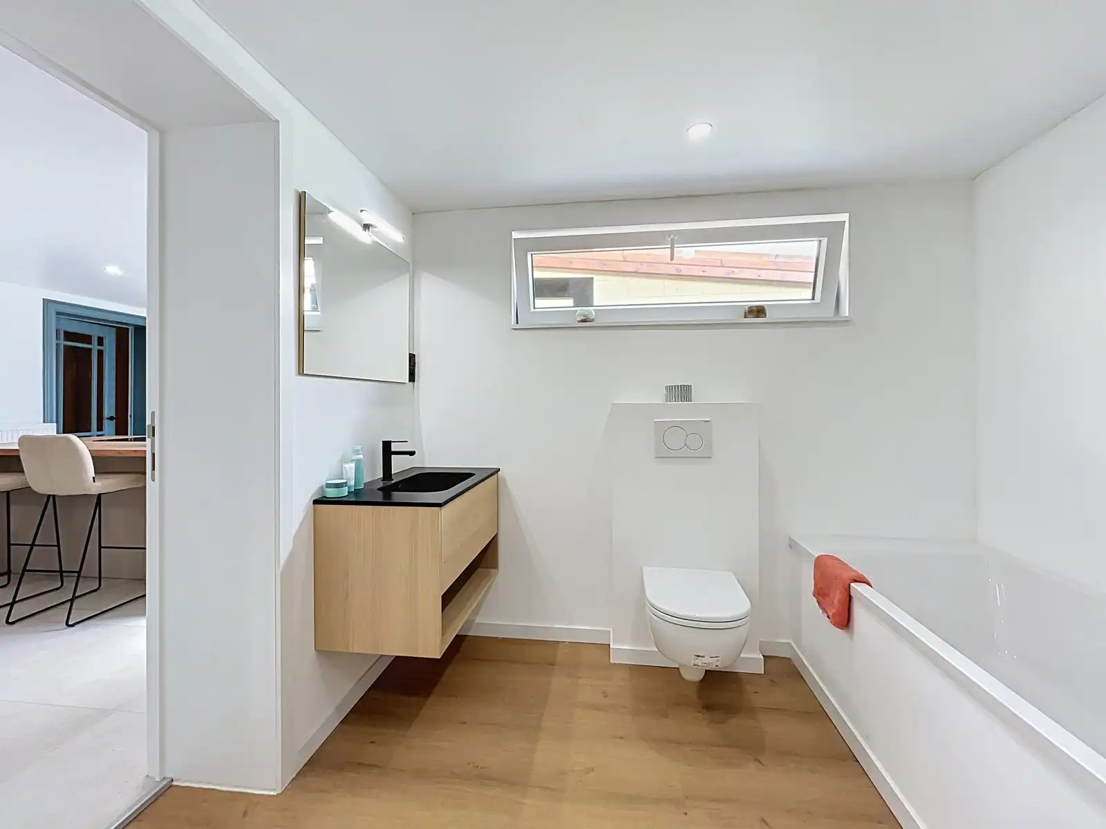 Charmante en recent gerenoveerde woning op topligging in Tienen 🏡✨ foto 15