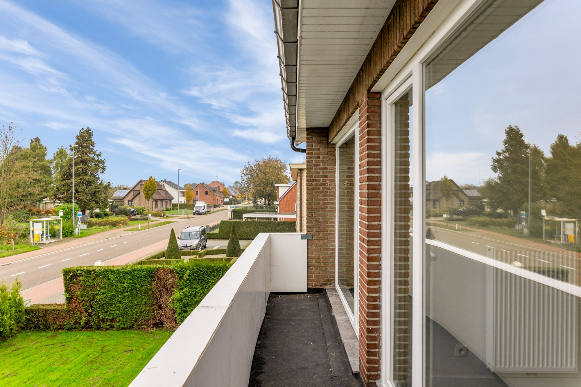 IDEALIS VASTGOED - VOLLEDIG GERENOVEERDE GEZINSWONING OP GEGEERDE LOCATIE IN HARTJE ACHEL foto 32