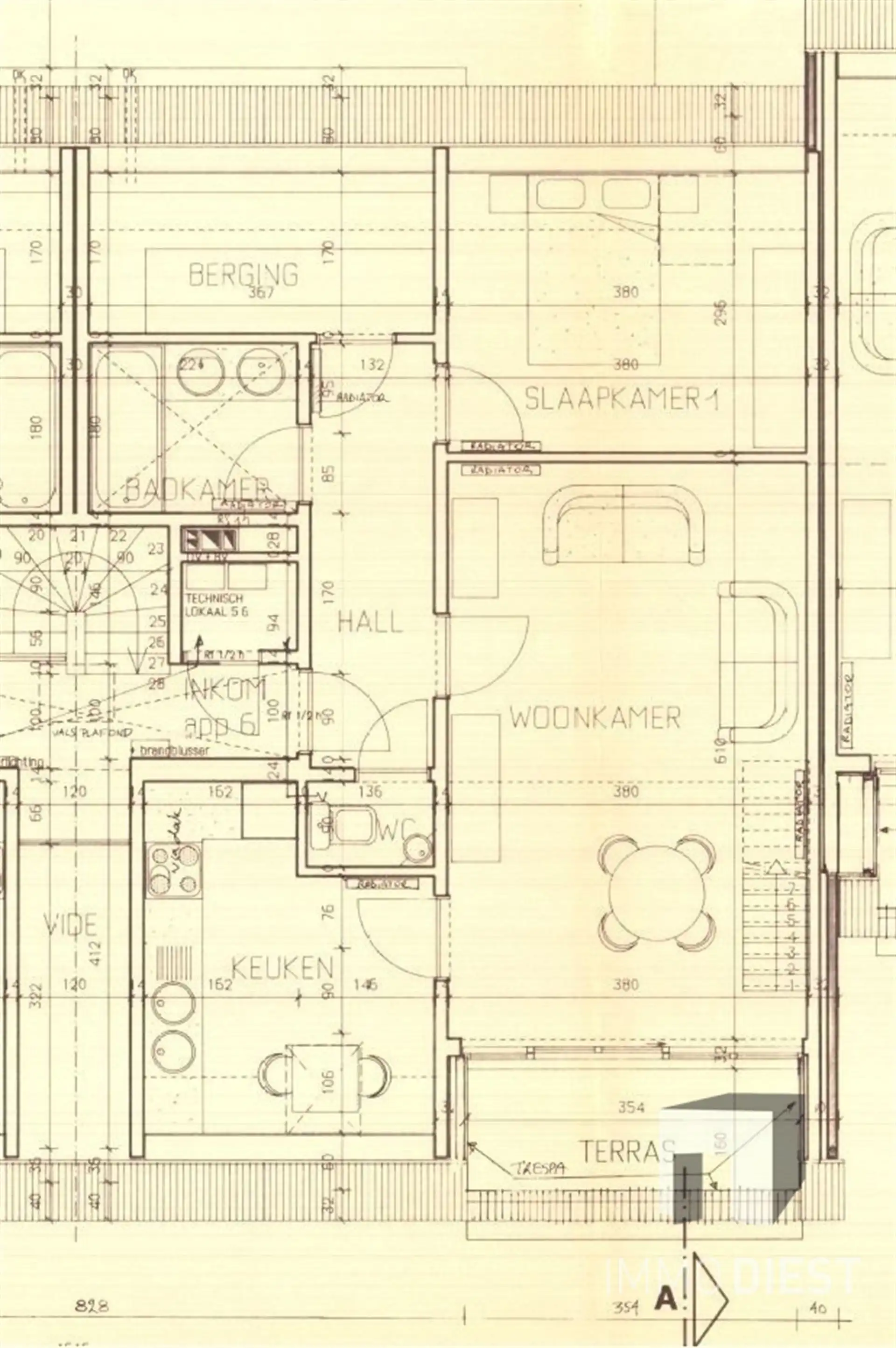 Appartement met 2 slaapkamers, terras en parking in centrum Diest foto 21