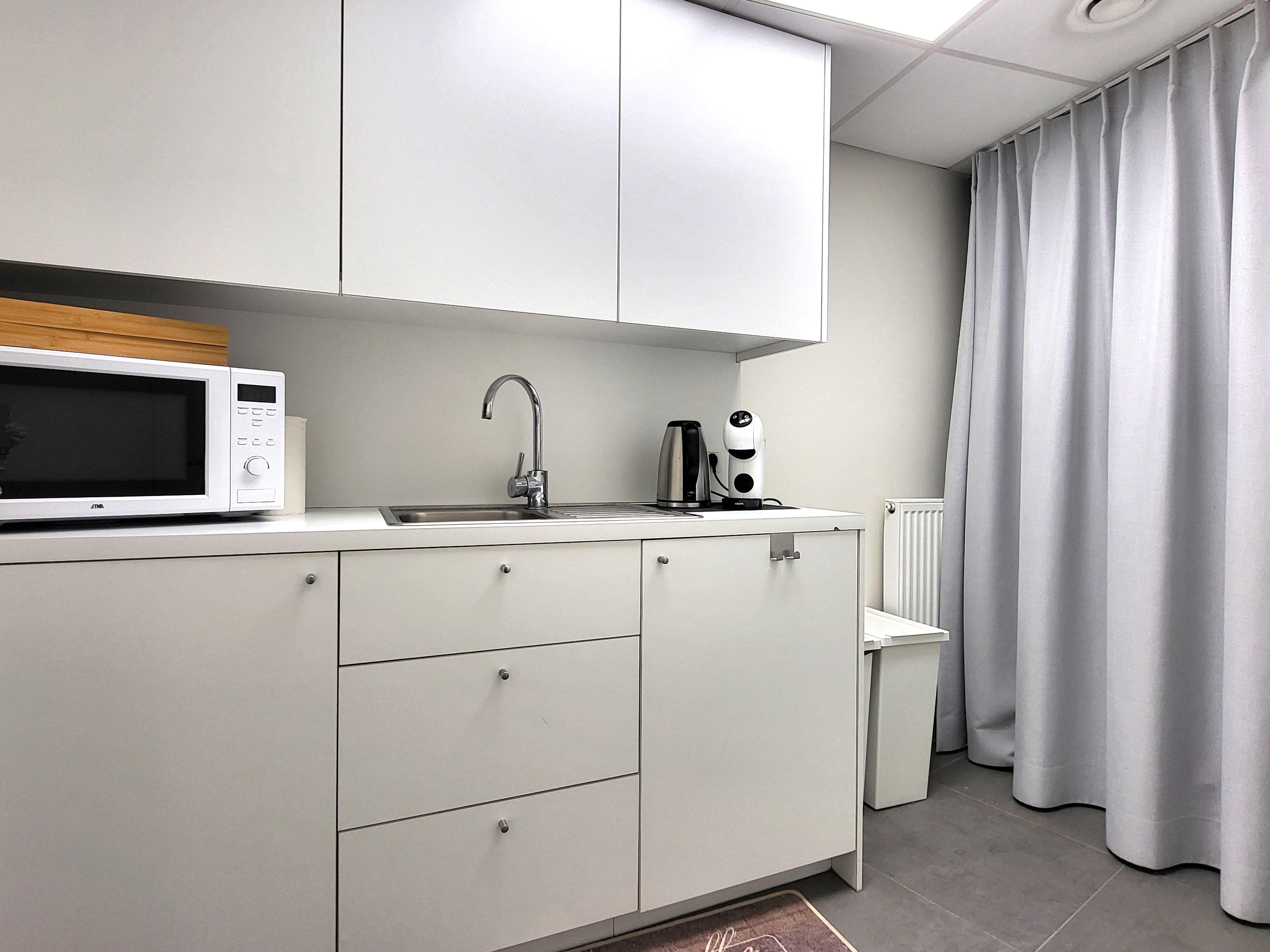 Modern handelspand (2017) op topligging in Zottegem! foto 9