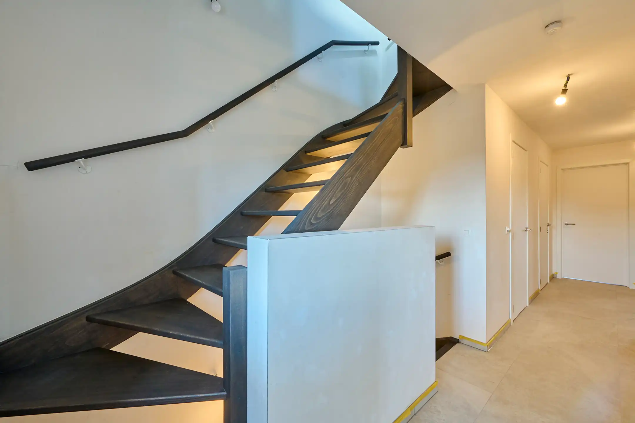 Ruime instapklare gezinswoning met zicht op achterliggend groen.&nbsp; foto 17