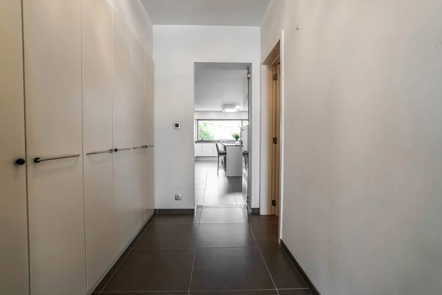 Knap gerenoveerde HOB- woning op toplocatie te Londerzeel. foto 6