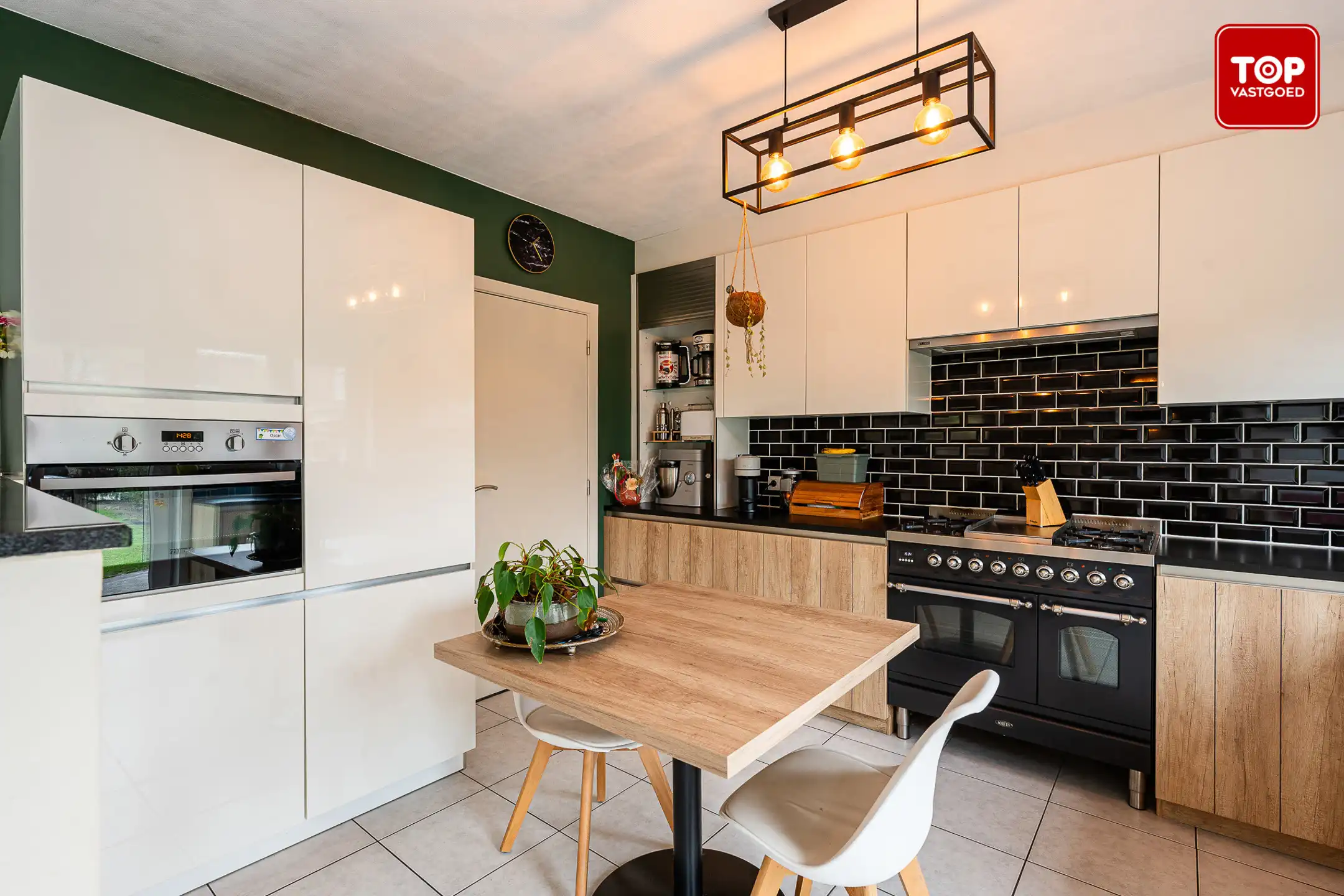 Instapklare woning met 3 slaapkamers en leuke tuin.  foto 10