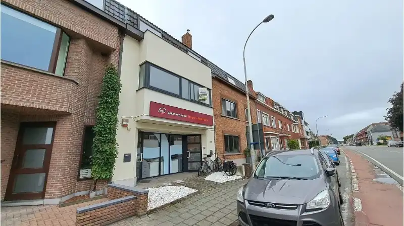 Ruime Duplex met Terras en Tuin te huur in Sint-Andries Brugge foto {{pictureIndex}}