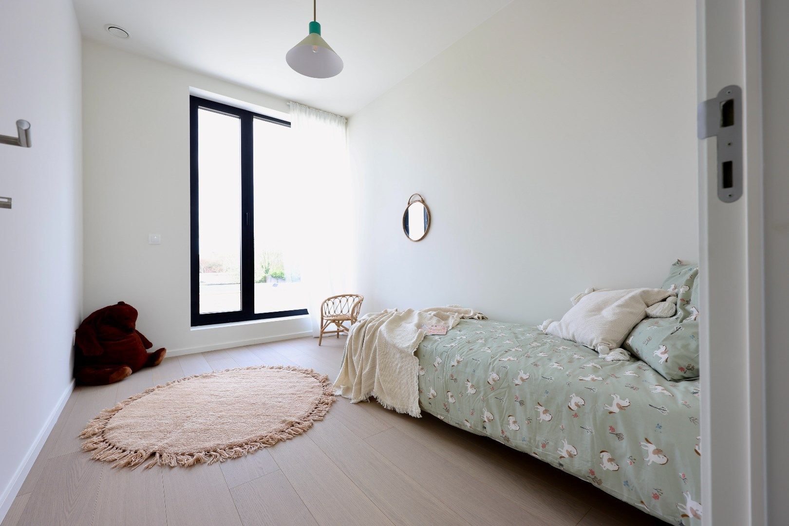 Prachtige energiezuinige nieuwbouwwoning met 3 slaapkamers en tuin met terras foto 7