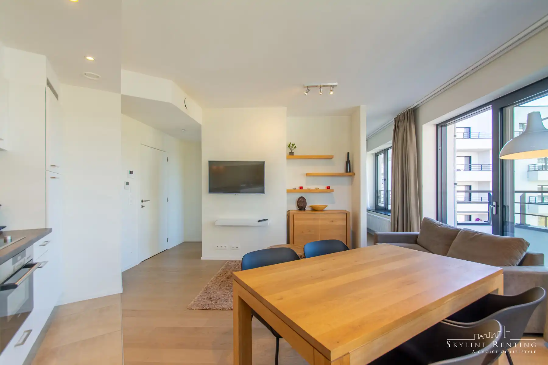 LICHTRIJK - Studio met terras (NAVO area) foto 2