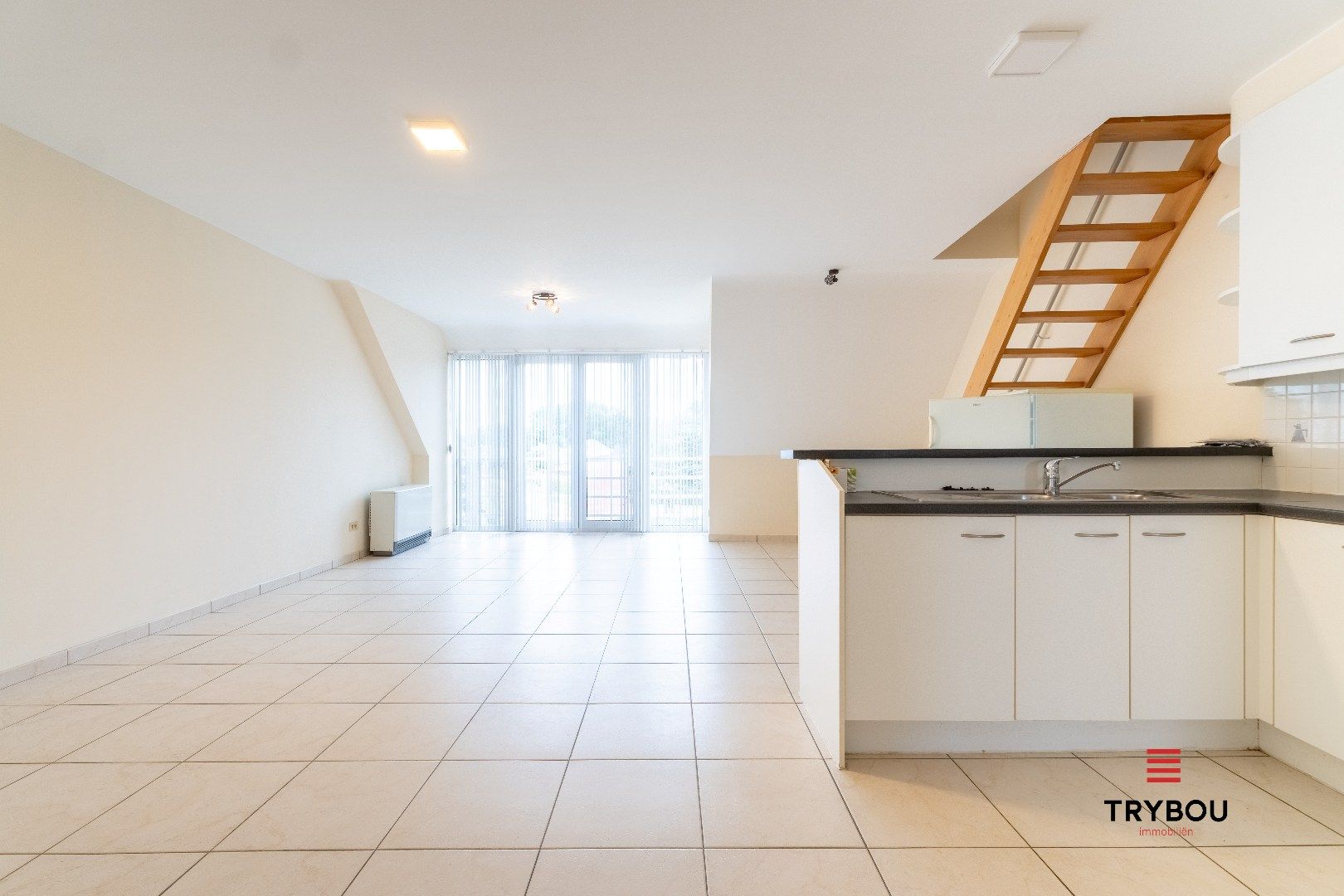 Duplex-appartement met 2 slaapkamers op de Markt van Houthulst  foto 7