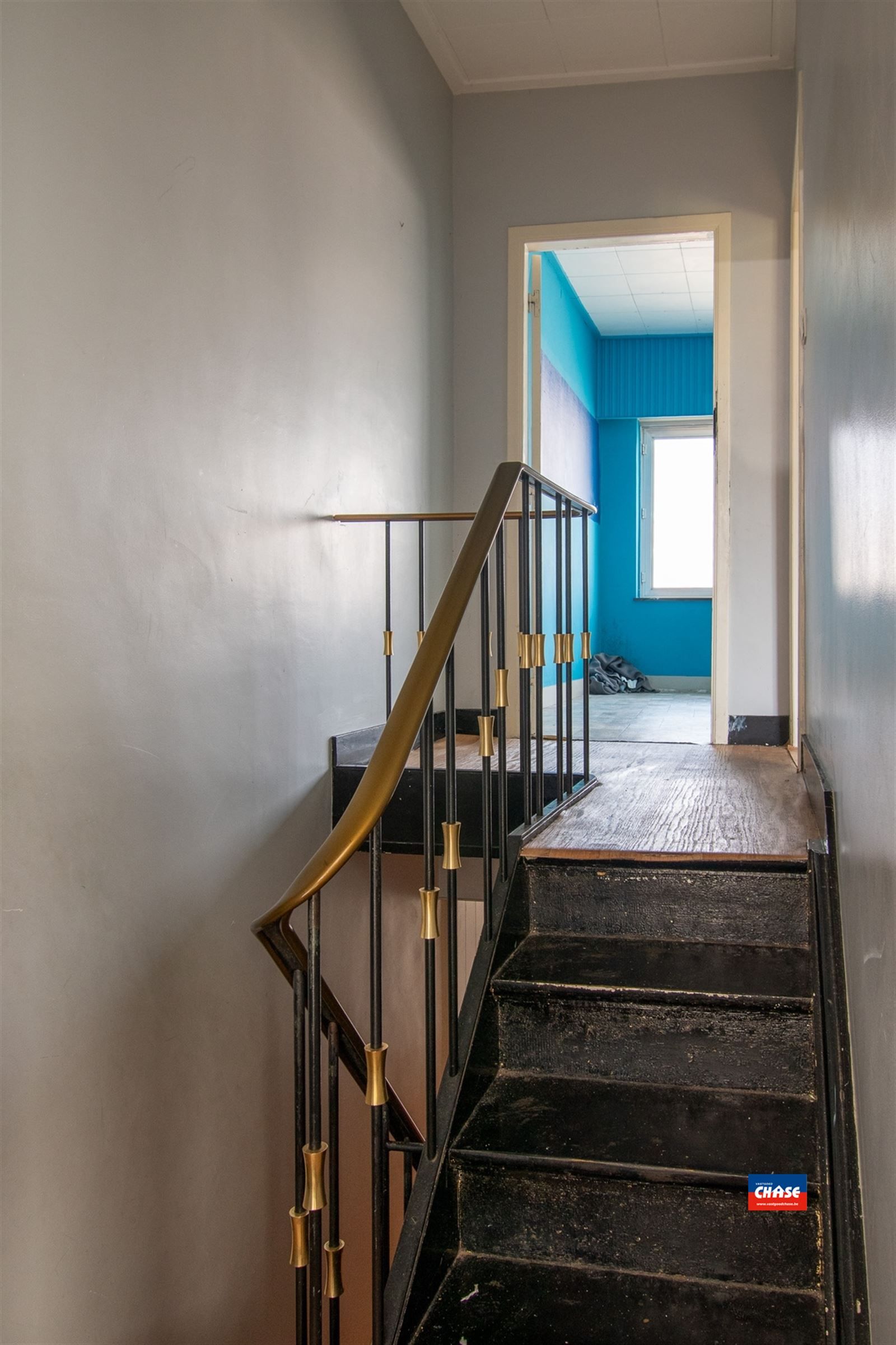 Te renoveren woning met 2 slpks en tuin foto 12