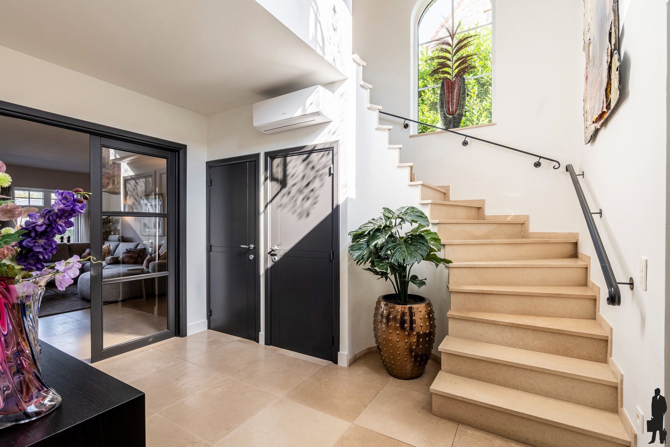 Luxe villa met zwembad op een perceel van c. 1.550m² te Poppel foto 12