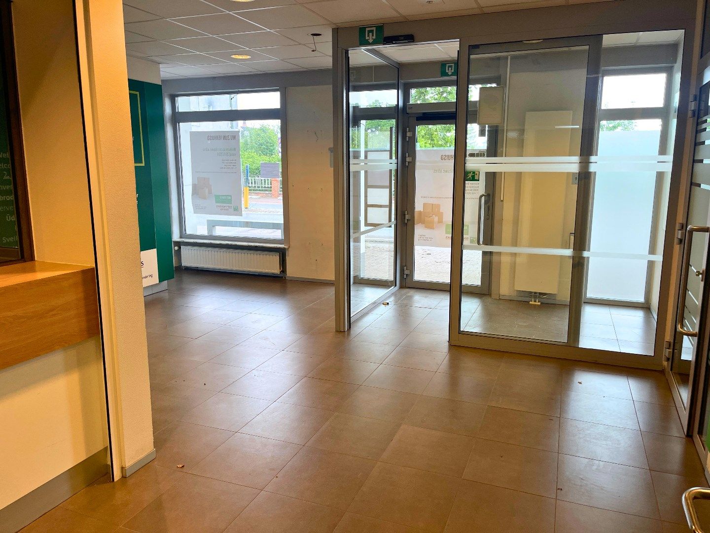 Kantoorgebouw 482m² op 3a85ca met tuin en garage op commerciële topligging foto 11