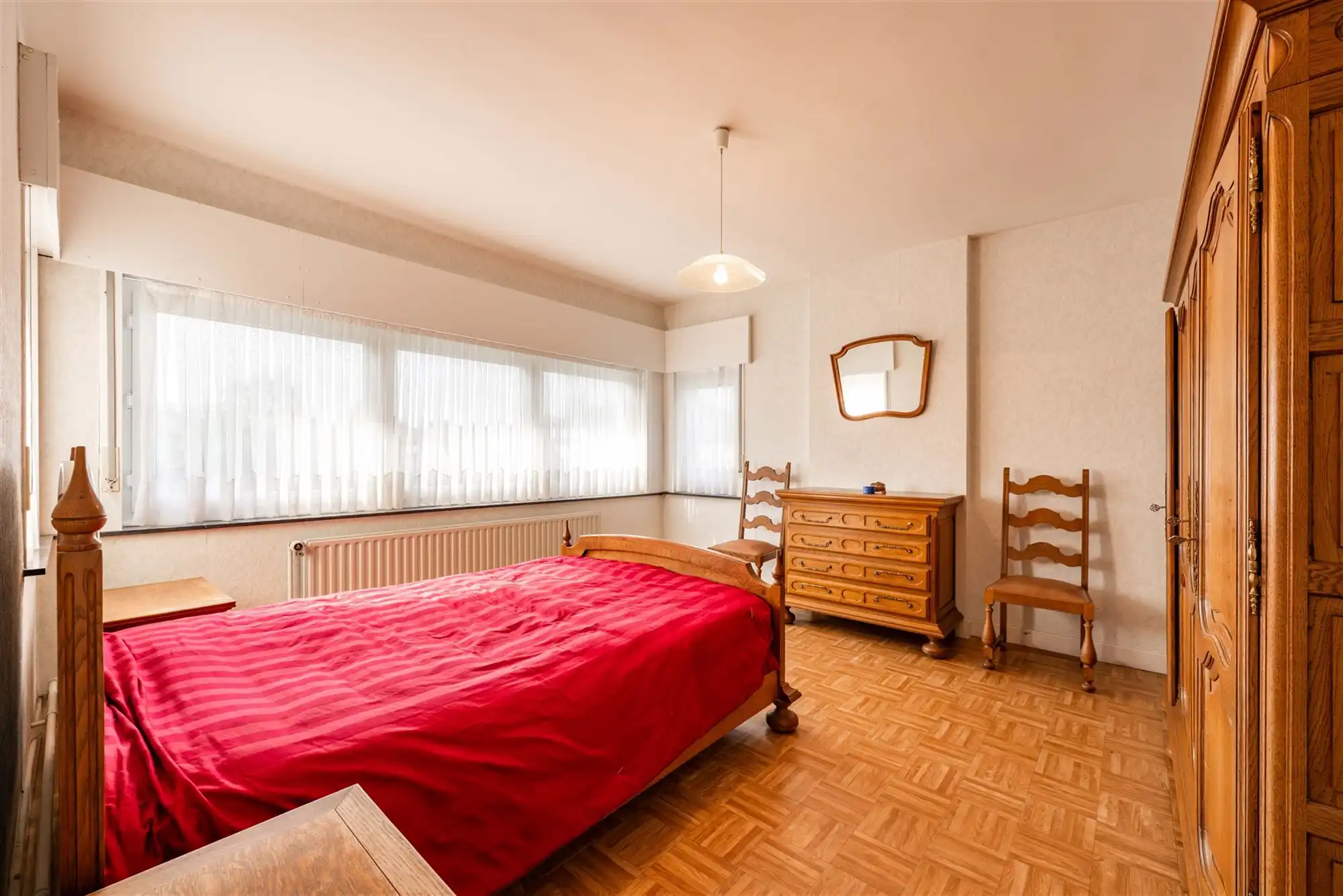 Woning met 4 slps, dubbele garage en zongerichte tuin foto 18