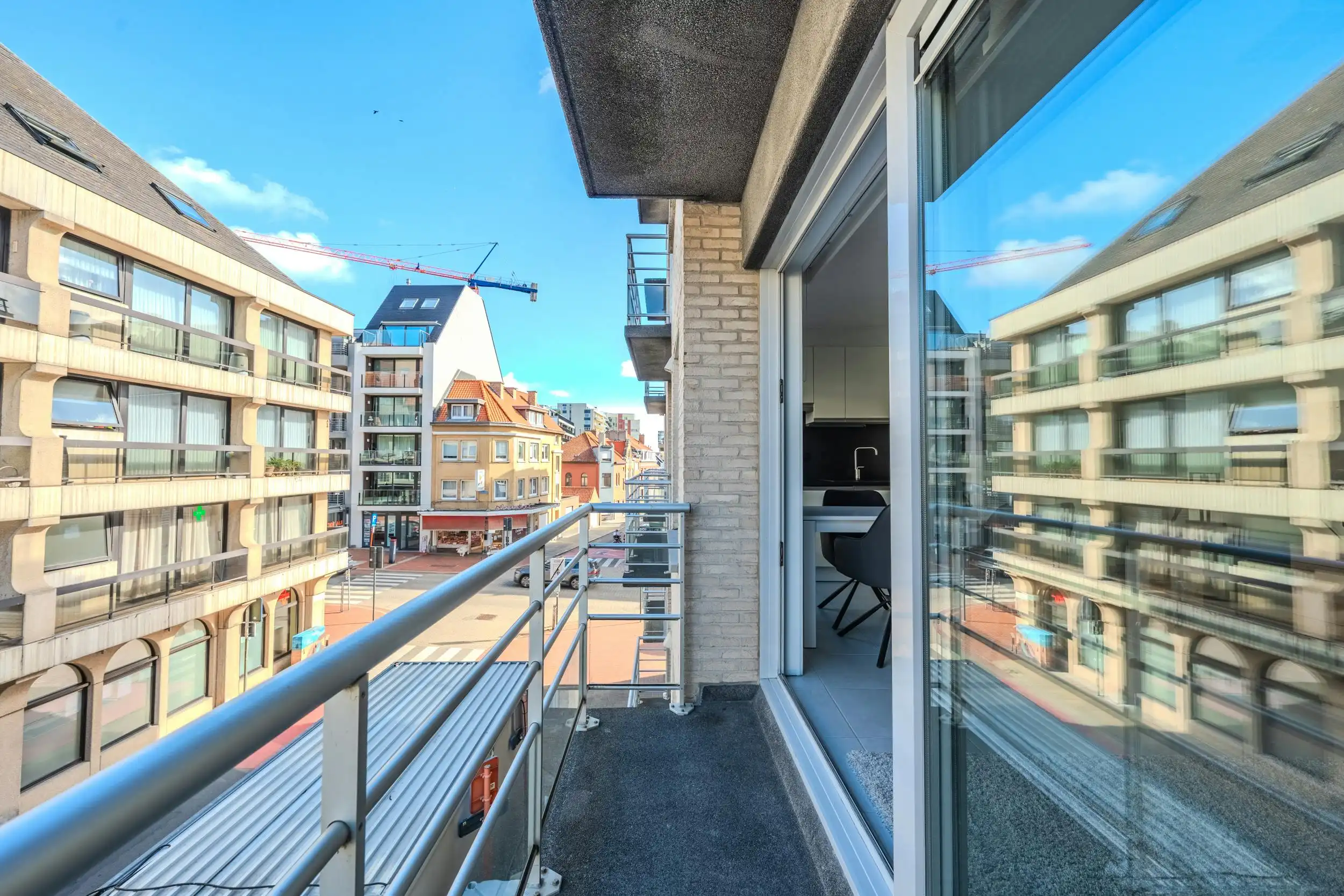 Recente studio met terras te centrum Middelkerke foto 4