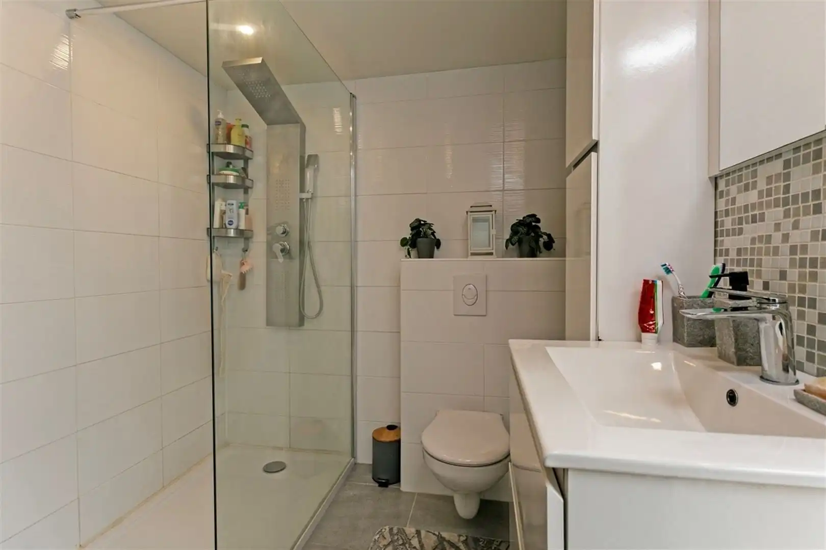 Knusse starterswoning centrum Bevere-Oudenaarde foto 14