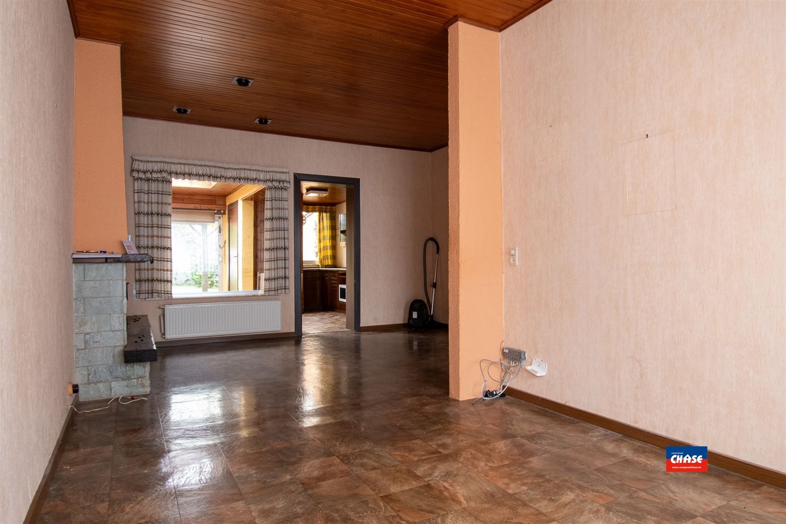 Charmante (te renoveren) rijwoning met 2 slaapkamers en tuin foto 3
