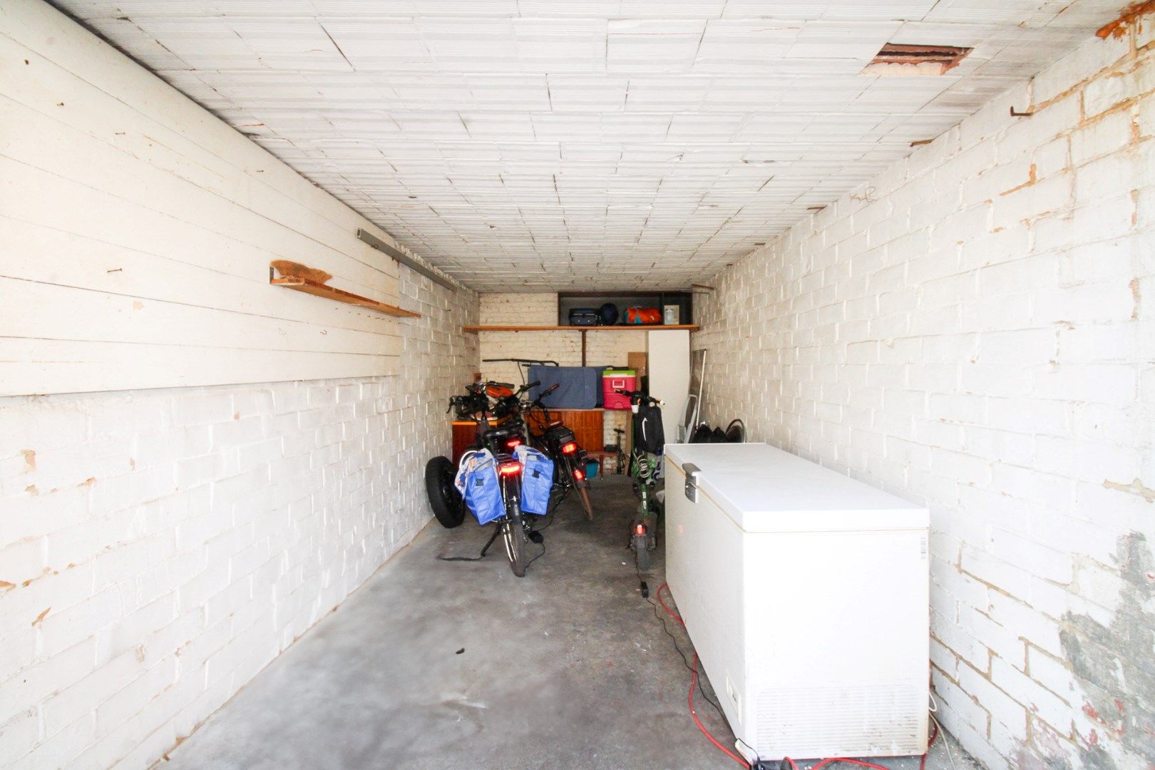 Uitzonderlijk ruim en centraal gelegen gelijkvloers appartement met drie slaapkamers, tuin én garage te koop in Deurne! foto 18
