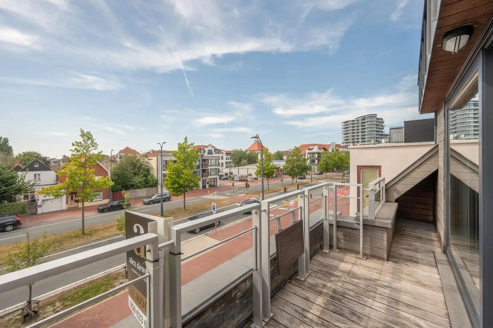 Zonnig duplex-appartement met 3 slaapkamers & mog. garagebox. foto 8