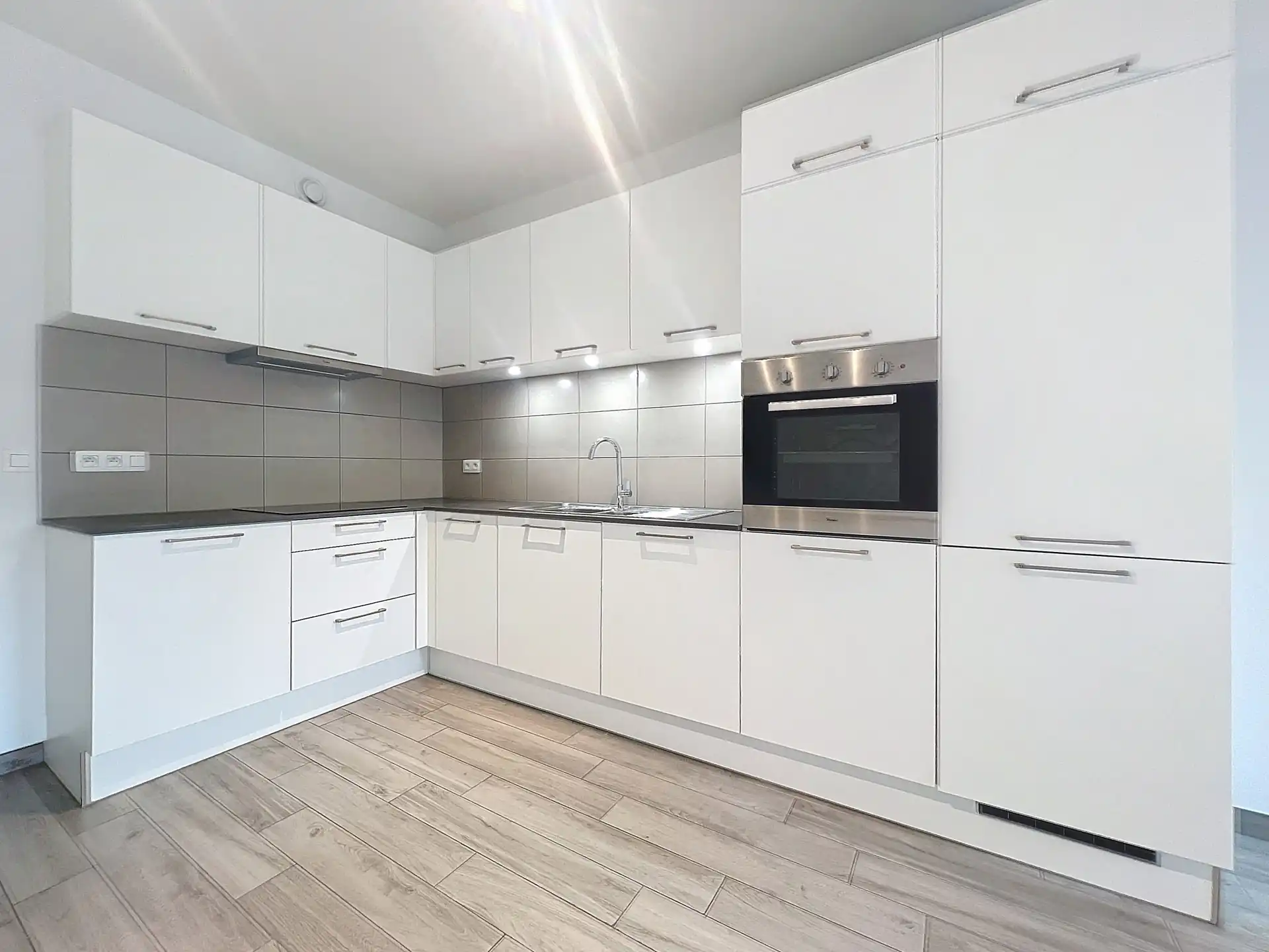 Appartement met 2 slaapkamers + terras van ±12 m² foto 7