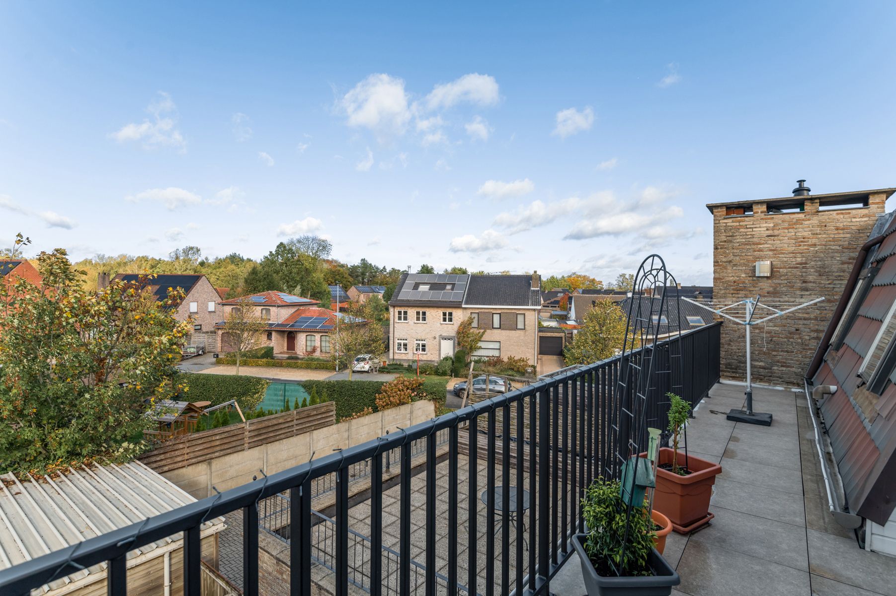 Instapklaar appartement met 2 terrassen en garage foto 15