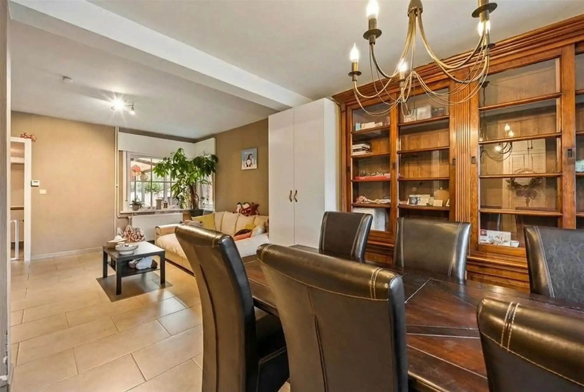 GOED ONDERHOUDEN WONING MET 3 SLAAPKAMERS OP EEN PERCEEL VAN 8A TE ZICHEM foto 6