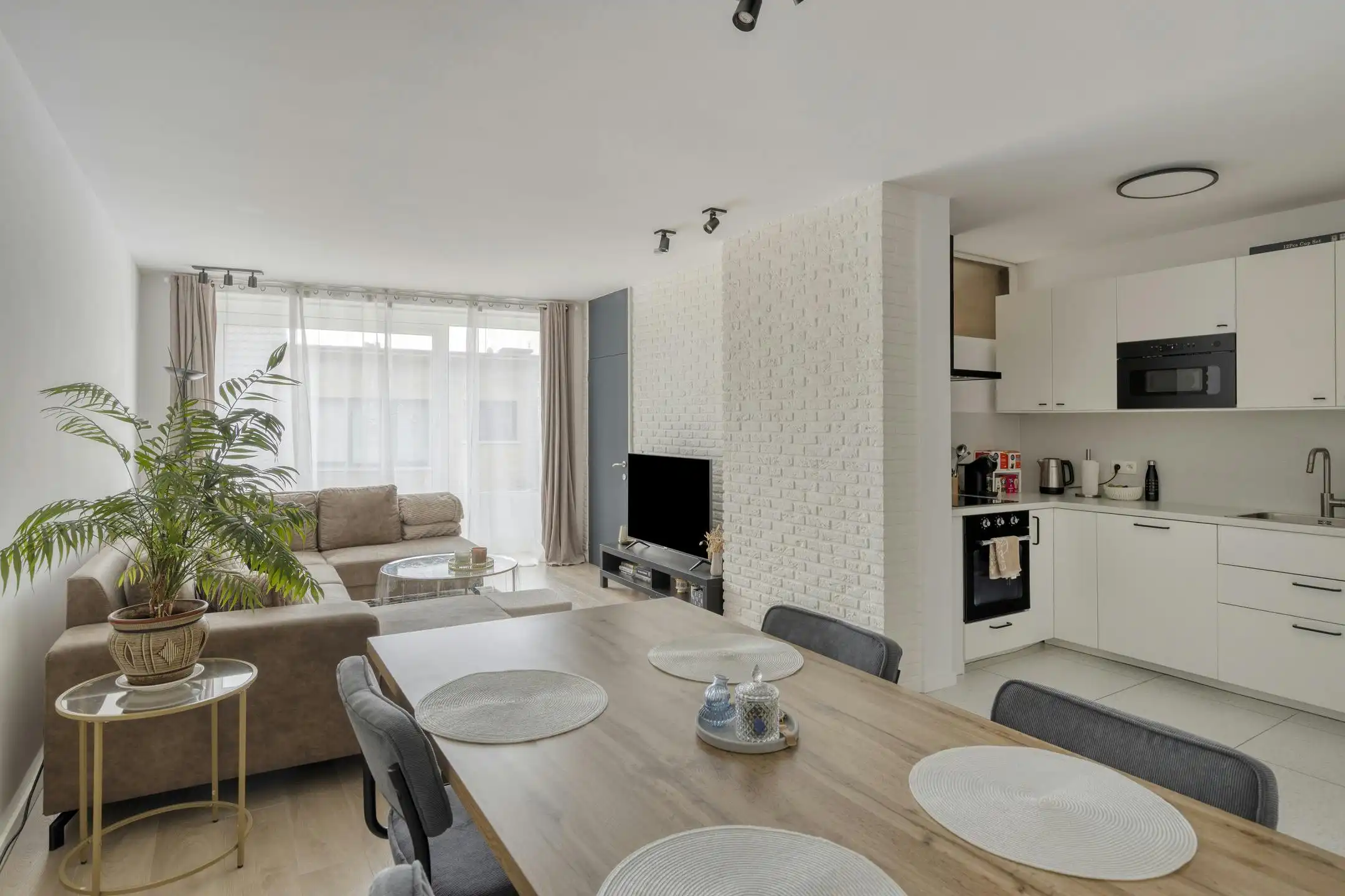 Opbrengsteigendom te koop in Geel met 3 appartementen foto 4